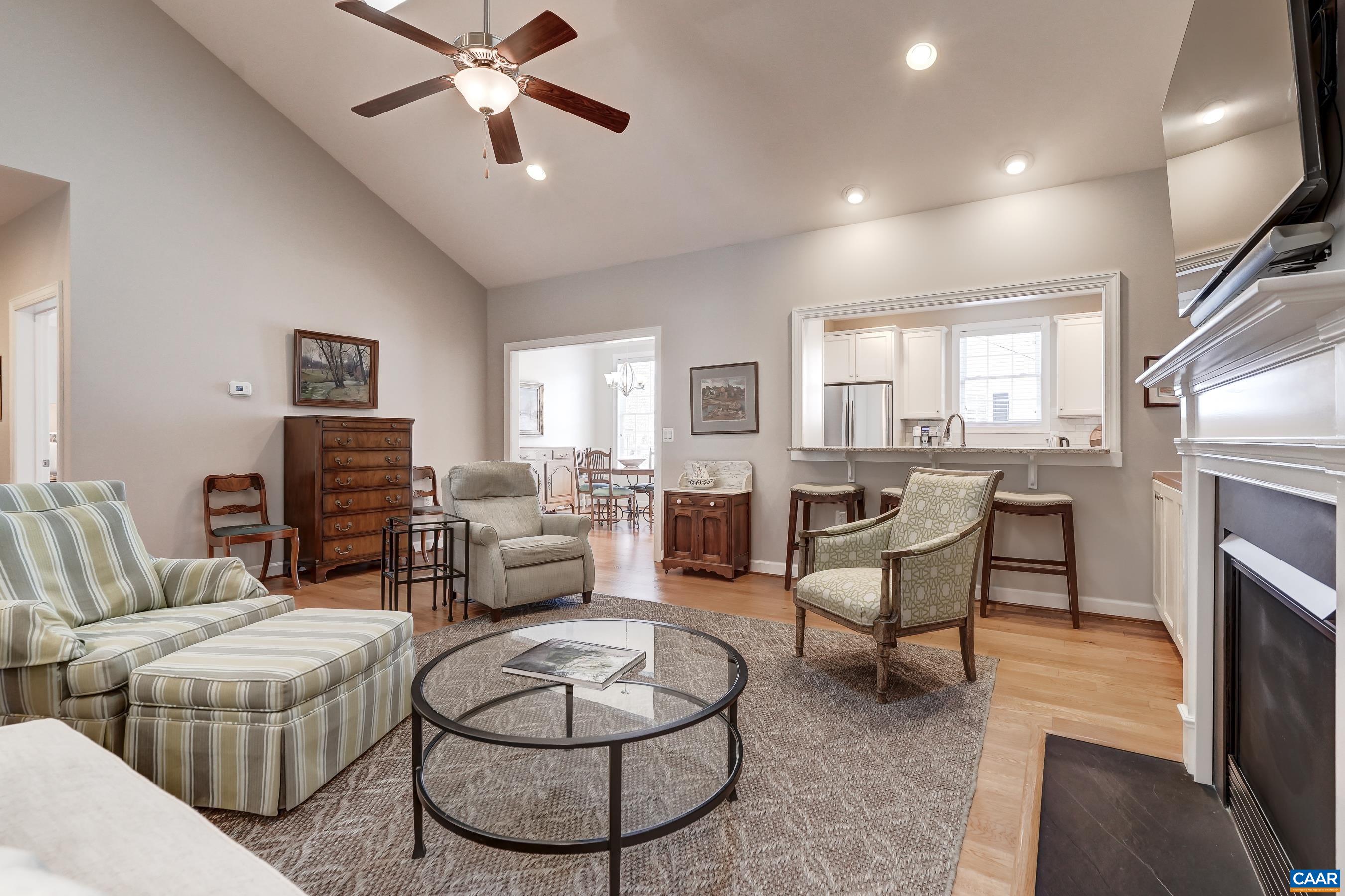 1622 SAWGRASS CT
