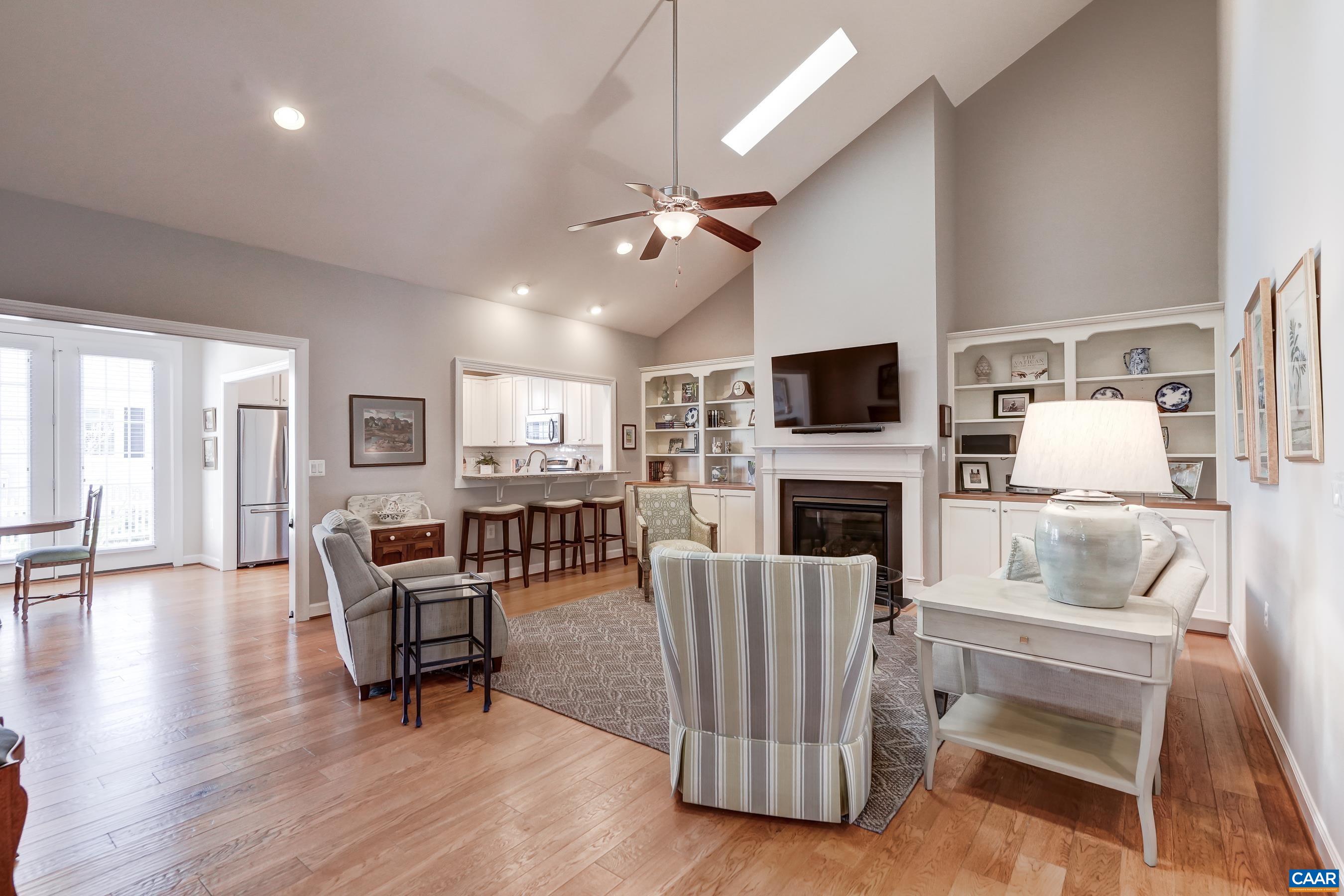 1622 SAWGRASS CT