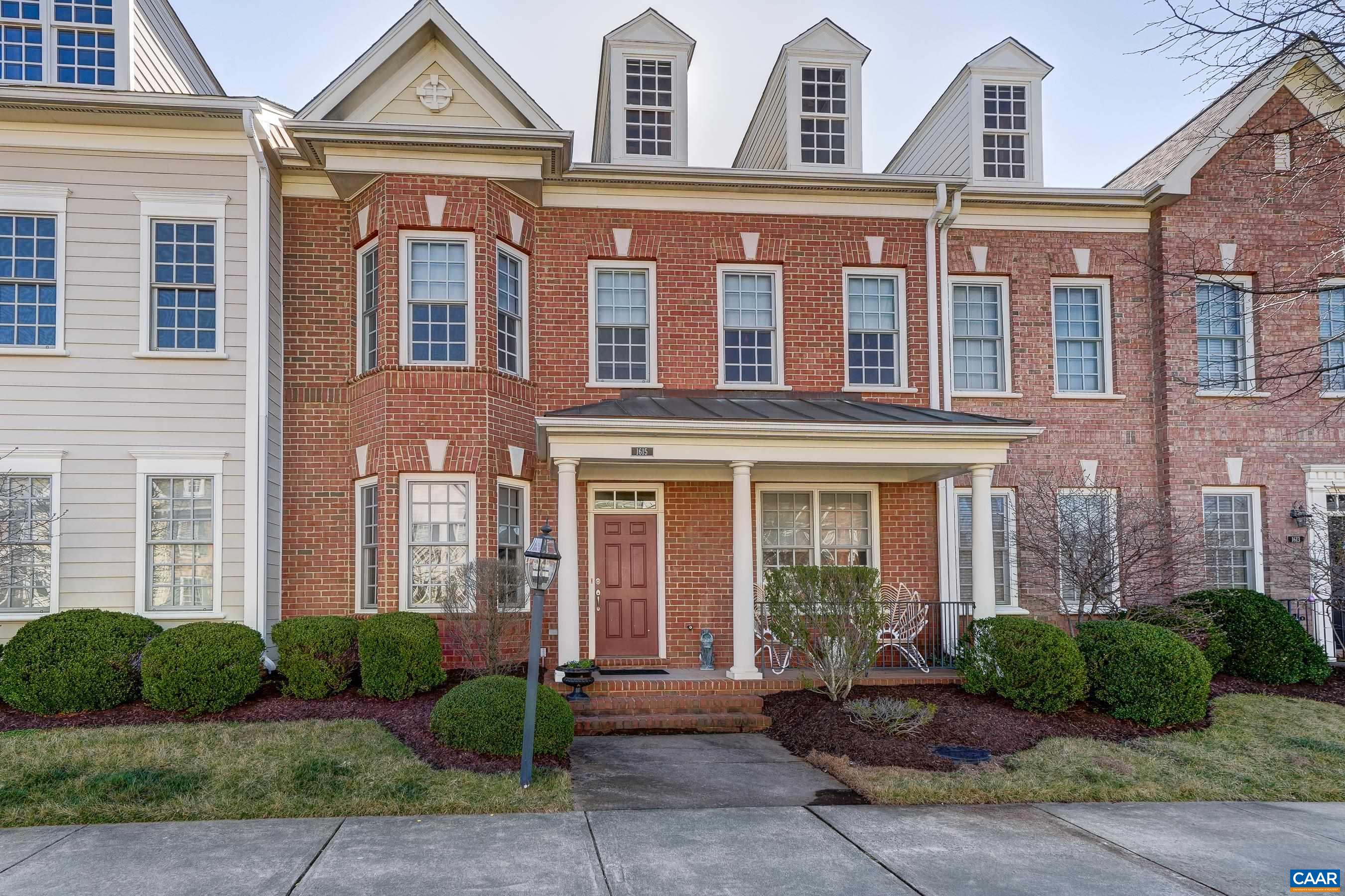 1615 OLD TRAIL DR