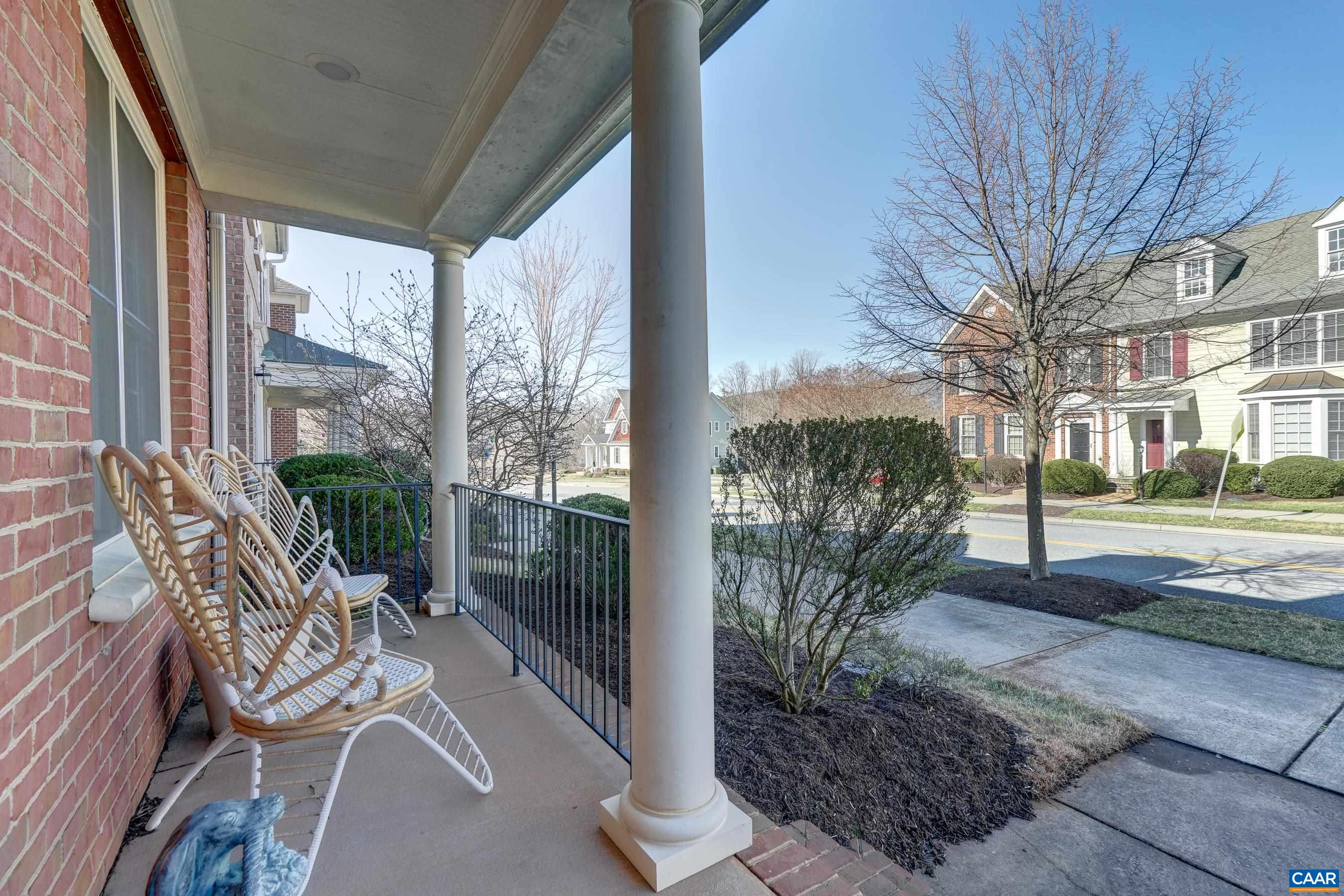 1615 OLD TRAIL DR