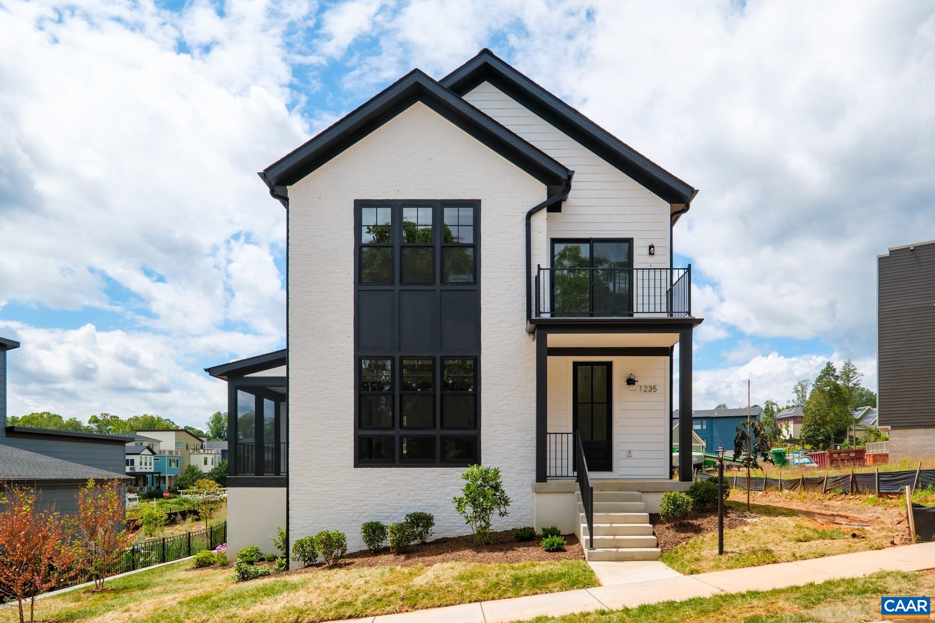 147 PEN PARK LN