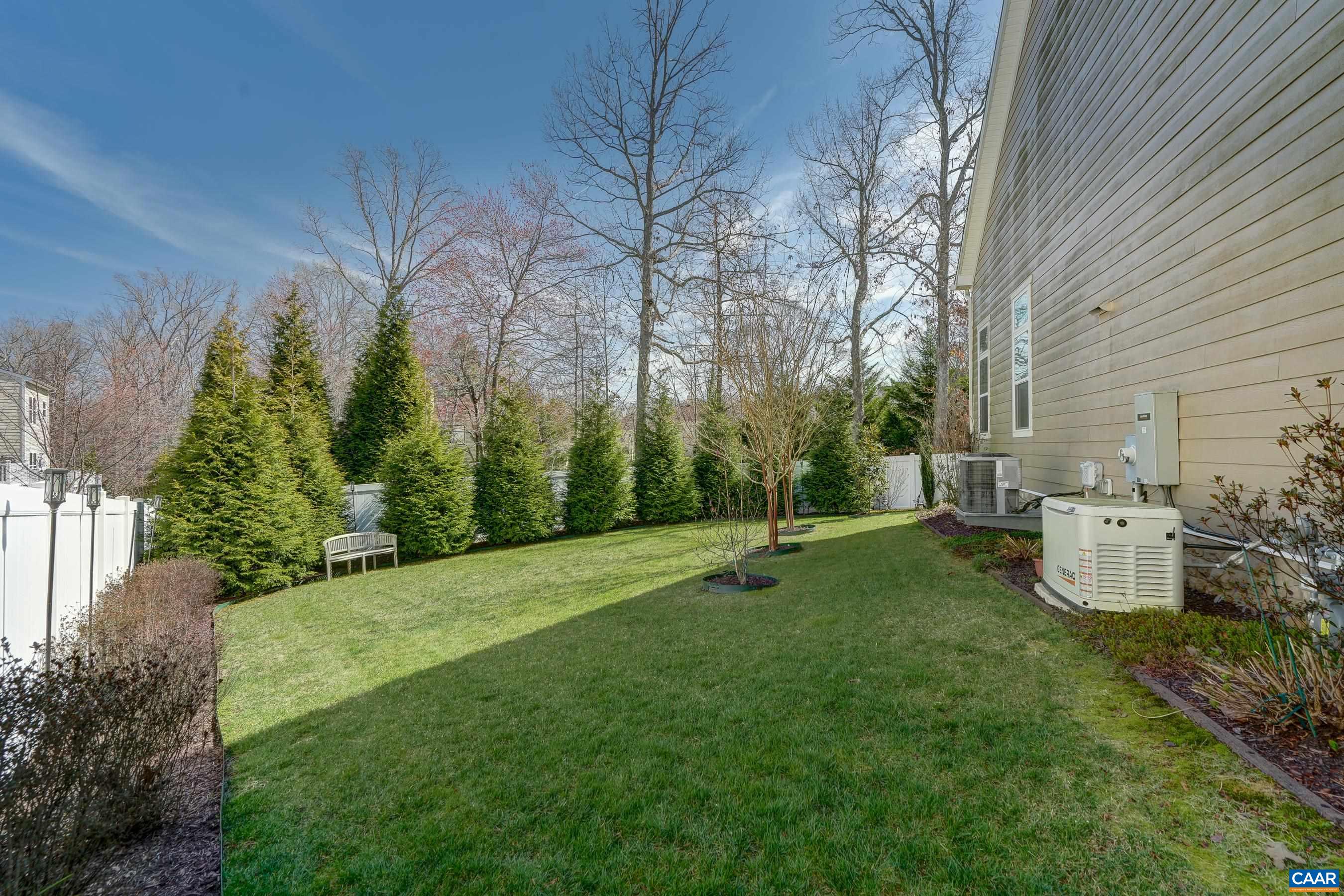 1554 SAWGRASS CT