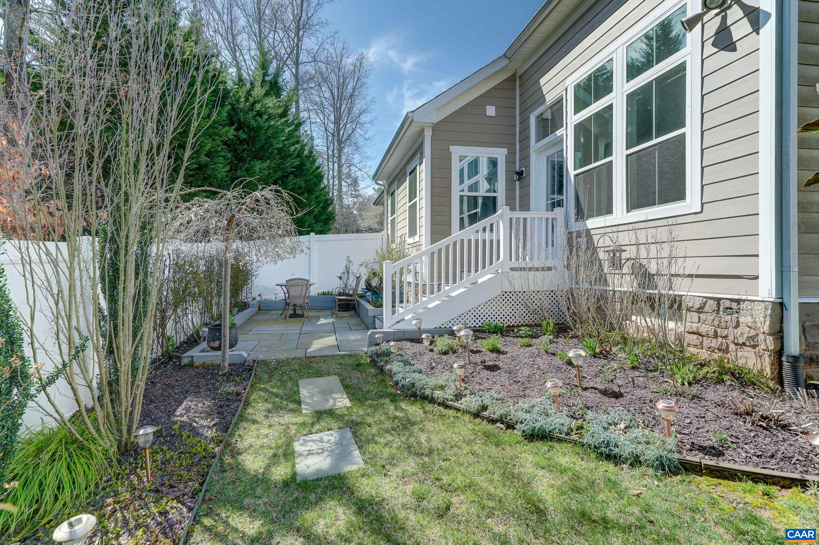 1554 SAWGRASS CT