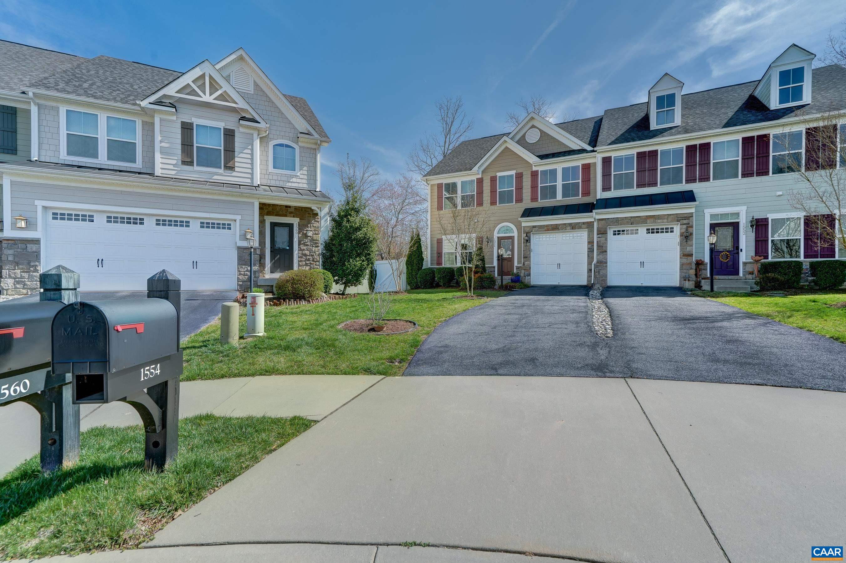 1554 SAWGRASS CT