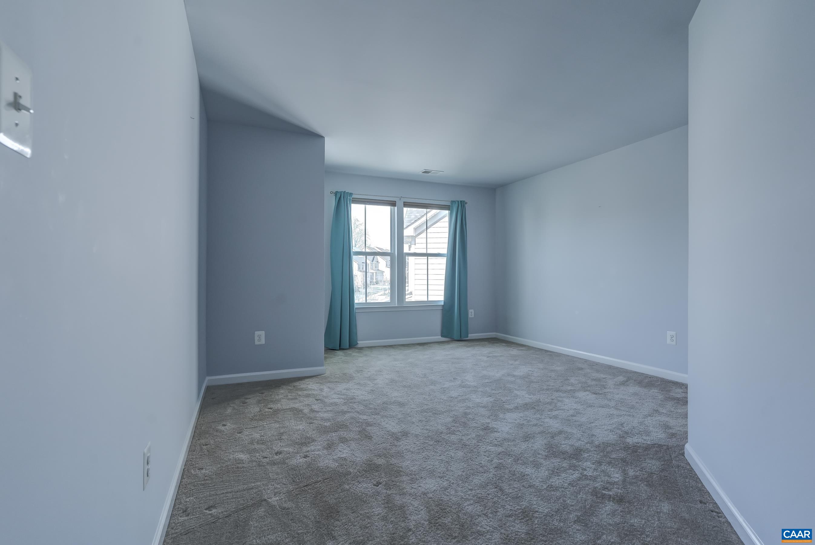 1554 SAWGRASS CT