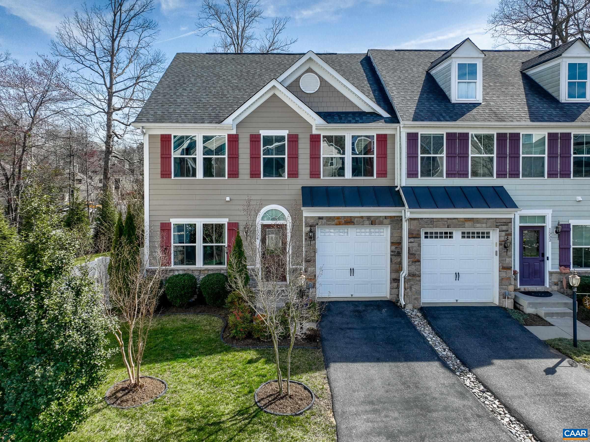 1554 SAWGRASS CT