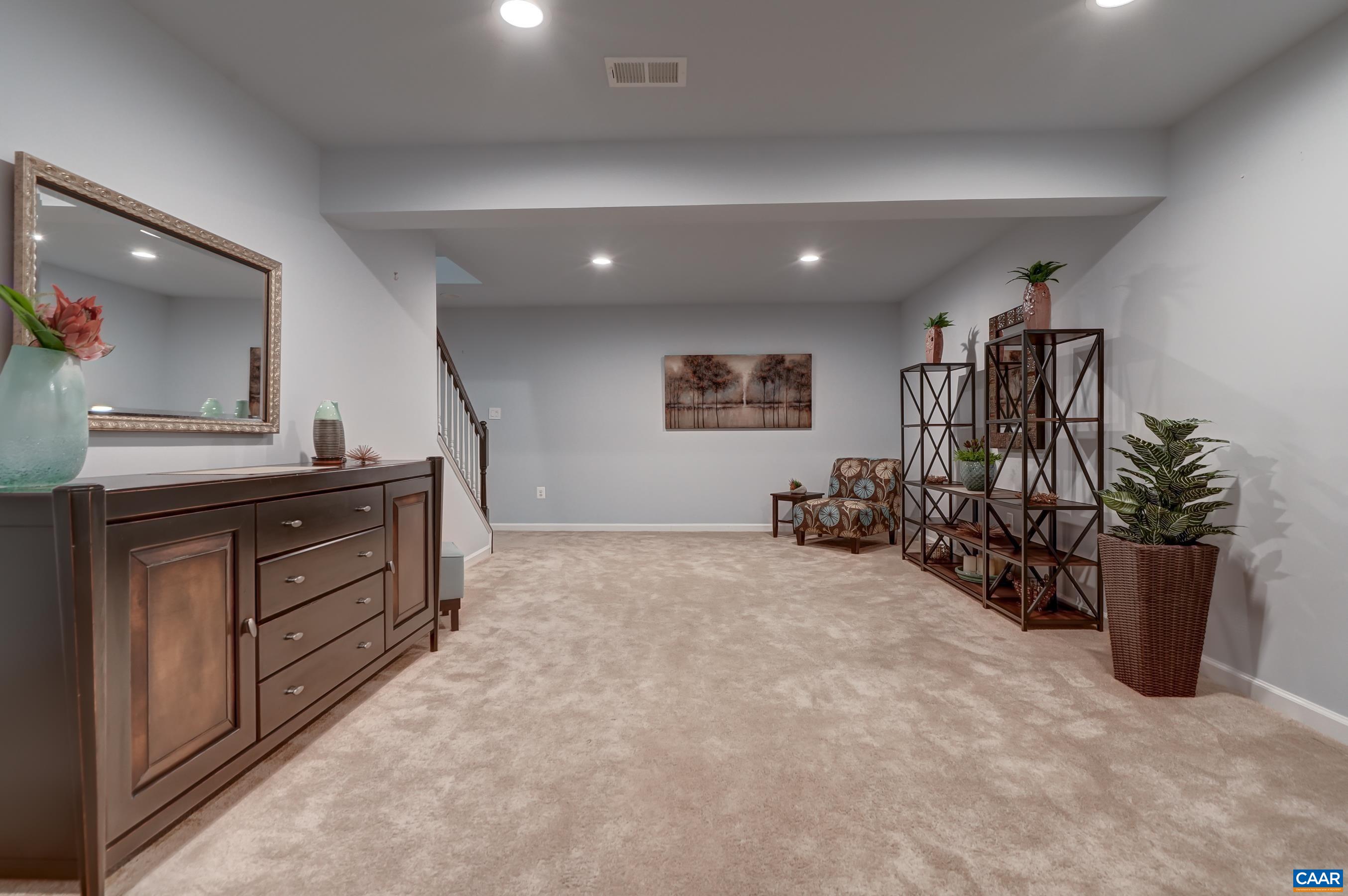 1554 SAWGRASS CT