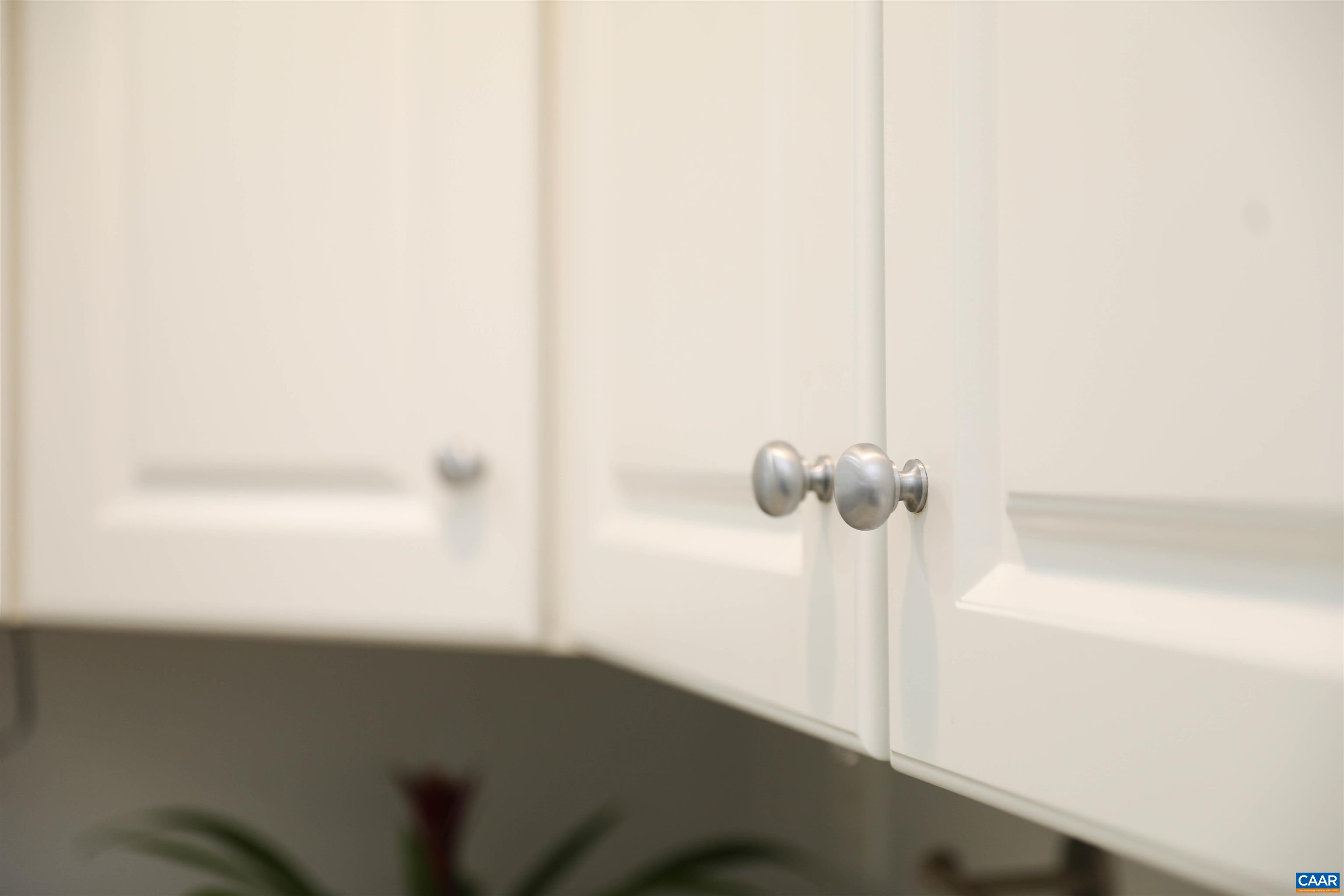 228 STERLING LAMM DR