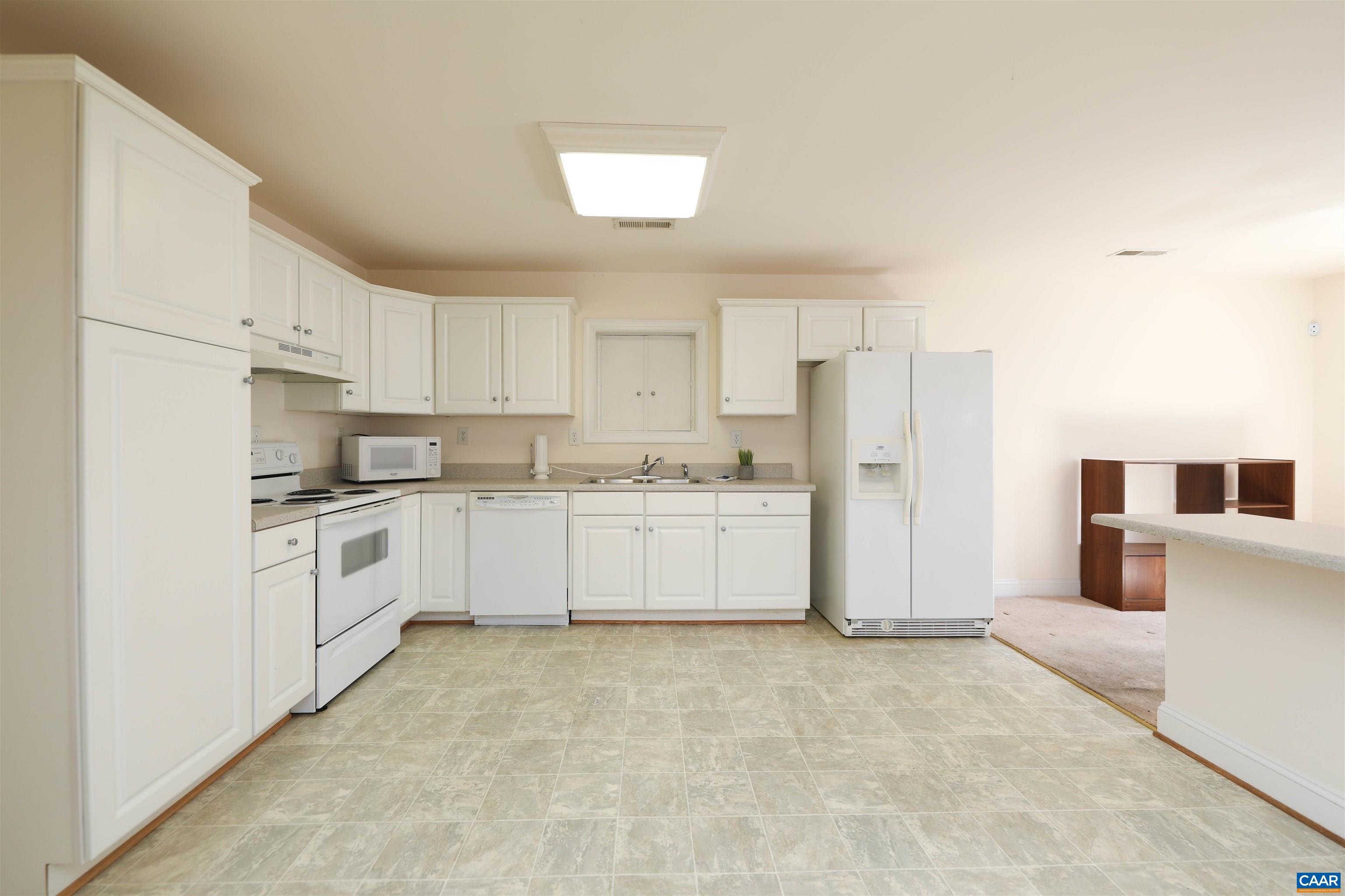 228 STERLING LAMM DR