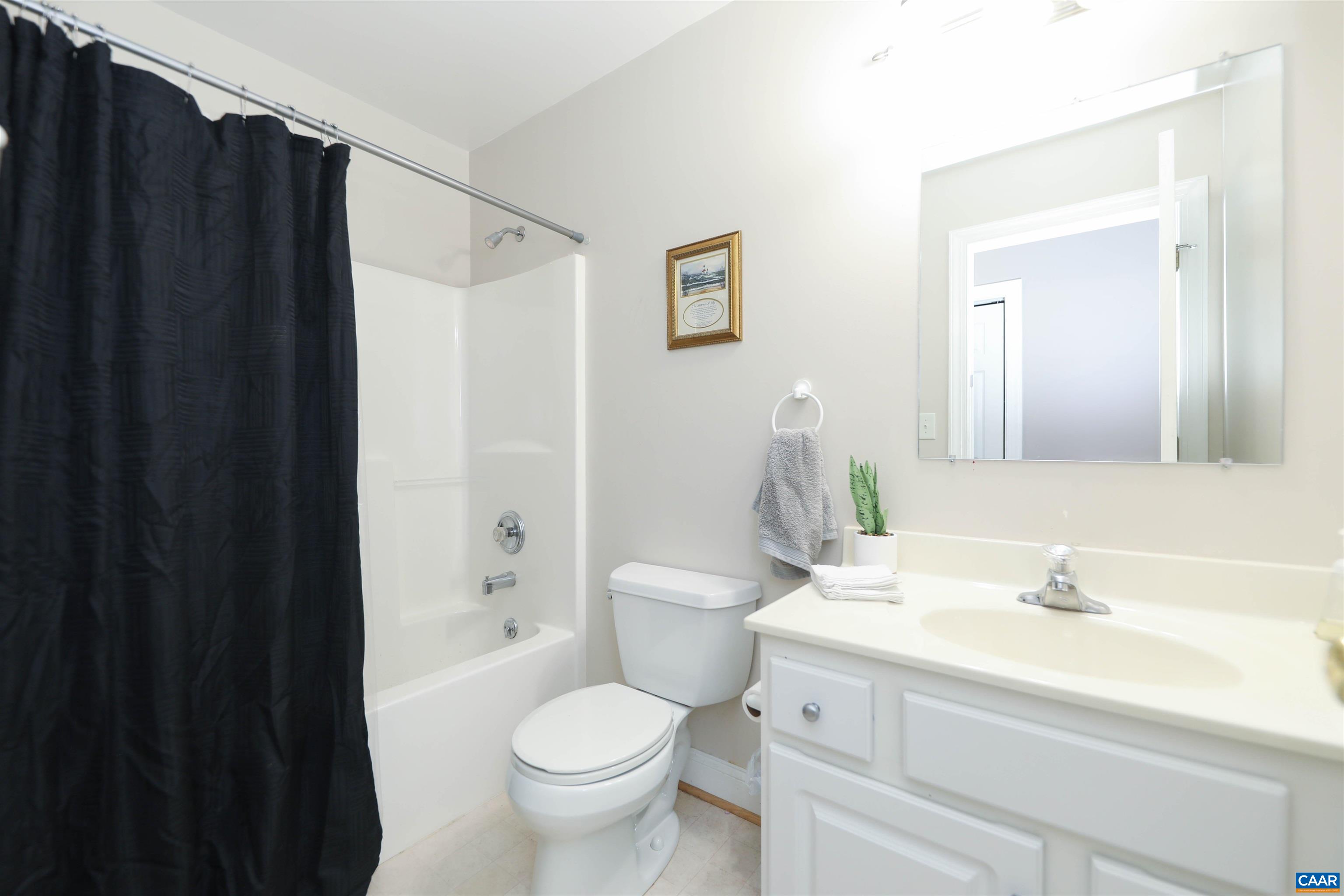 228 STERLING LAMM DR