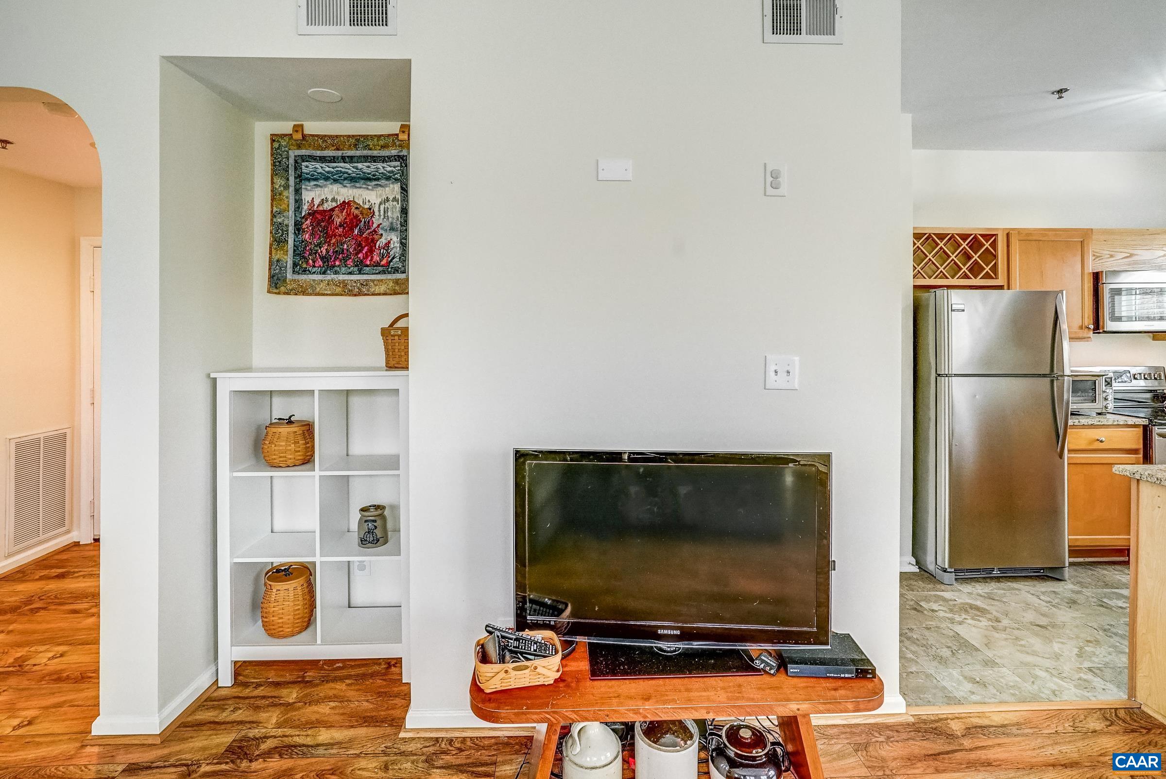 310 RIVERBEND DR Unit: 2C