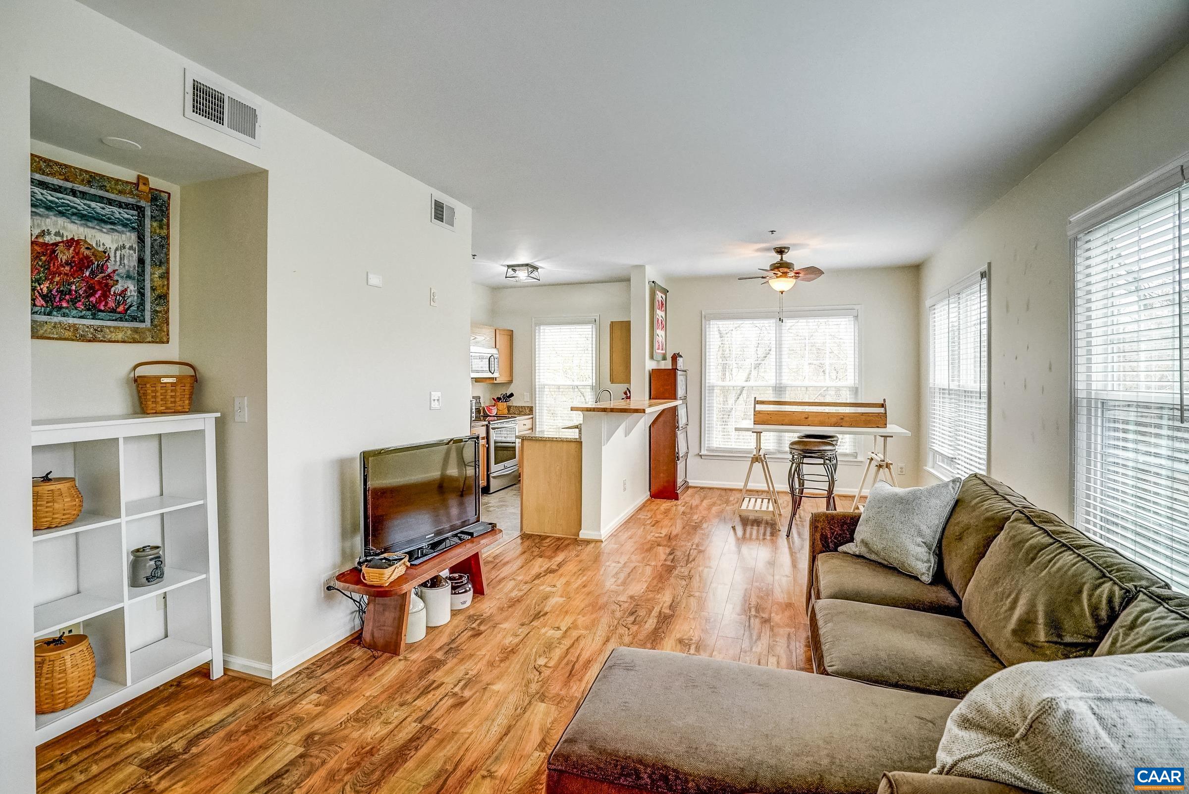 310 RIVERBEND DR Unit: 2C