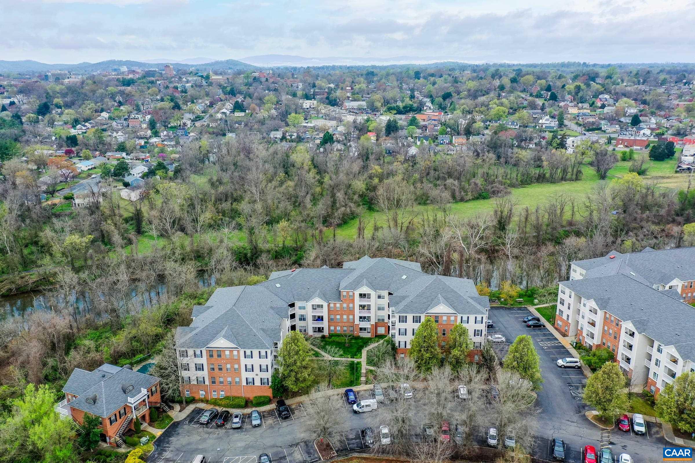 310 RIVERBEND DR Unit: 2C