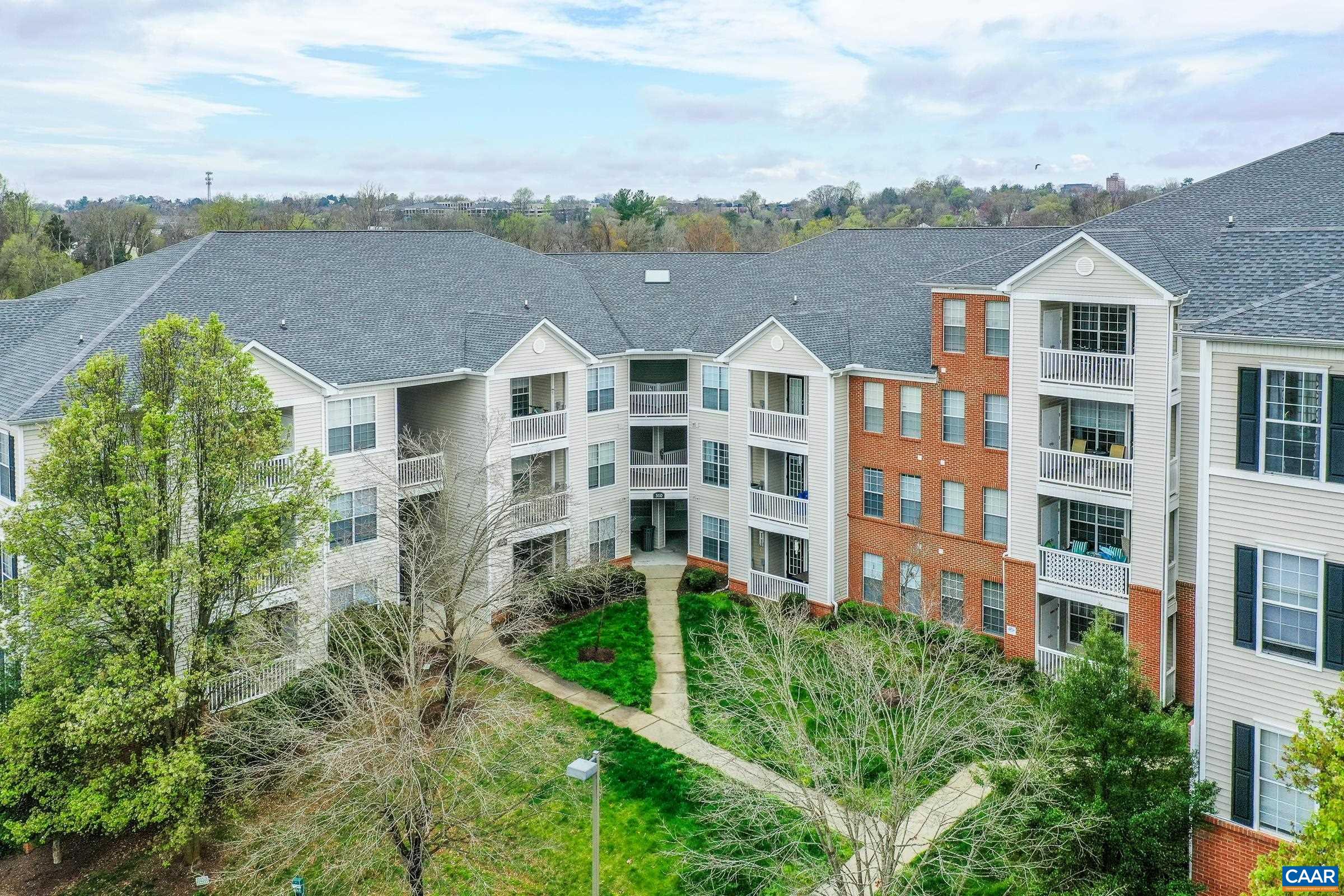 310 RIVERBEND DR Unit: 2C