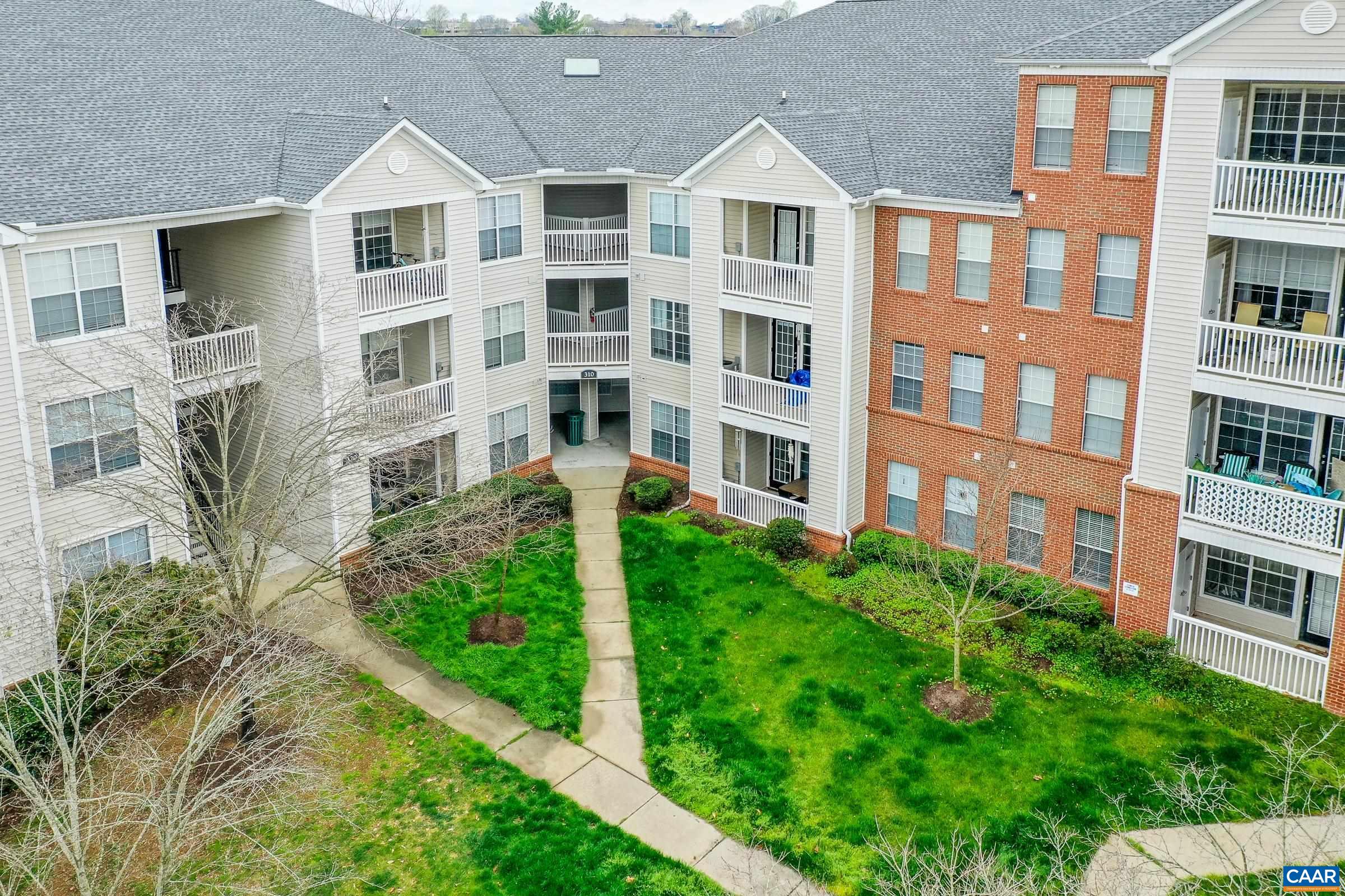 310 RIVERBEND DR Unit: 2C