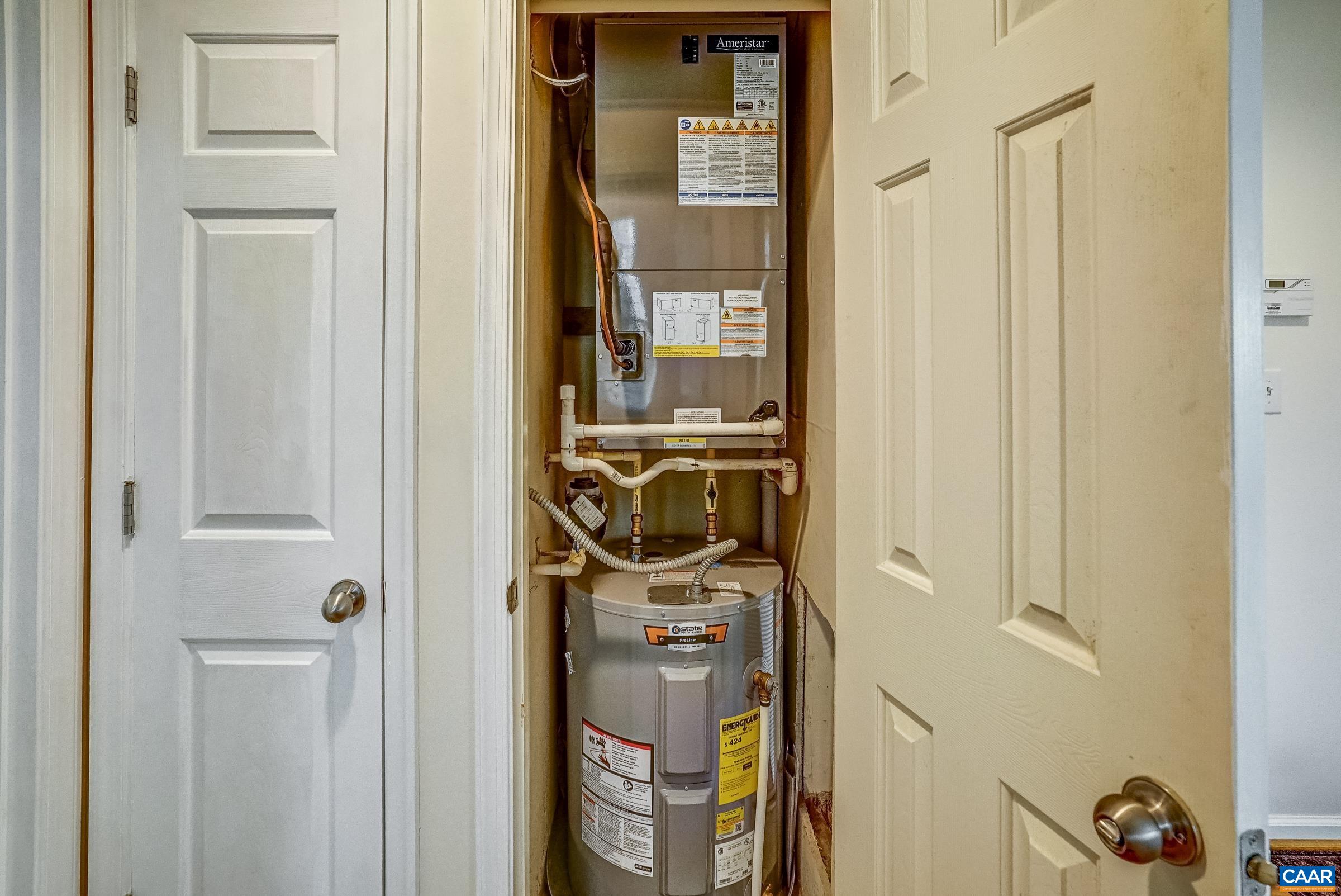 310 RIVERBEND DR Unit: 2C