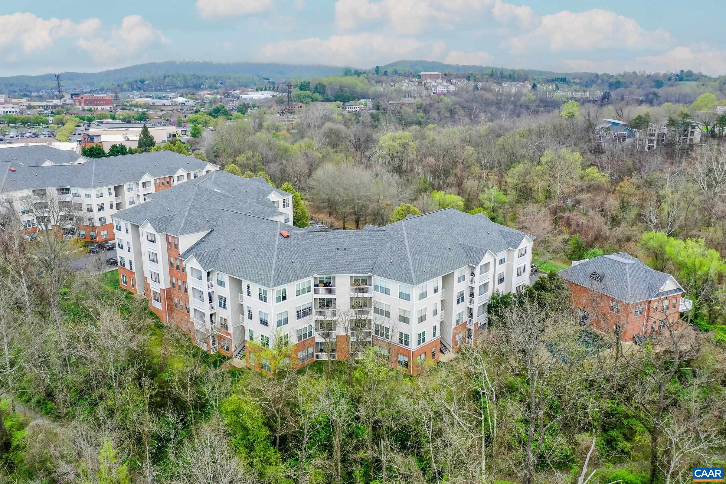 310 RIVERBEND DR Unit: 2C