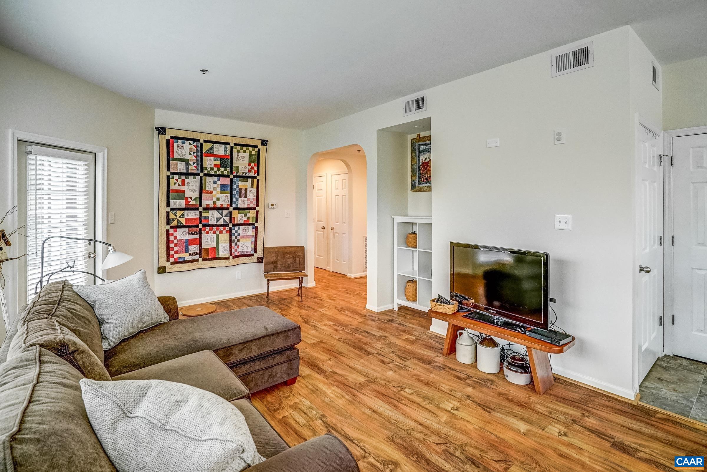 310 RIVERBEND DR Unit: 2C