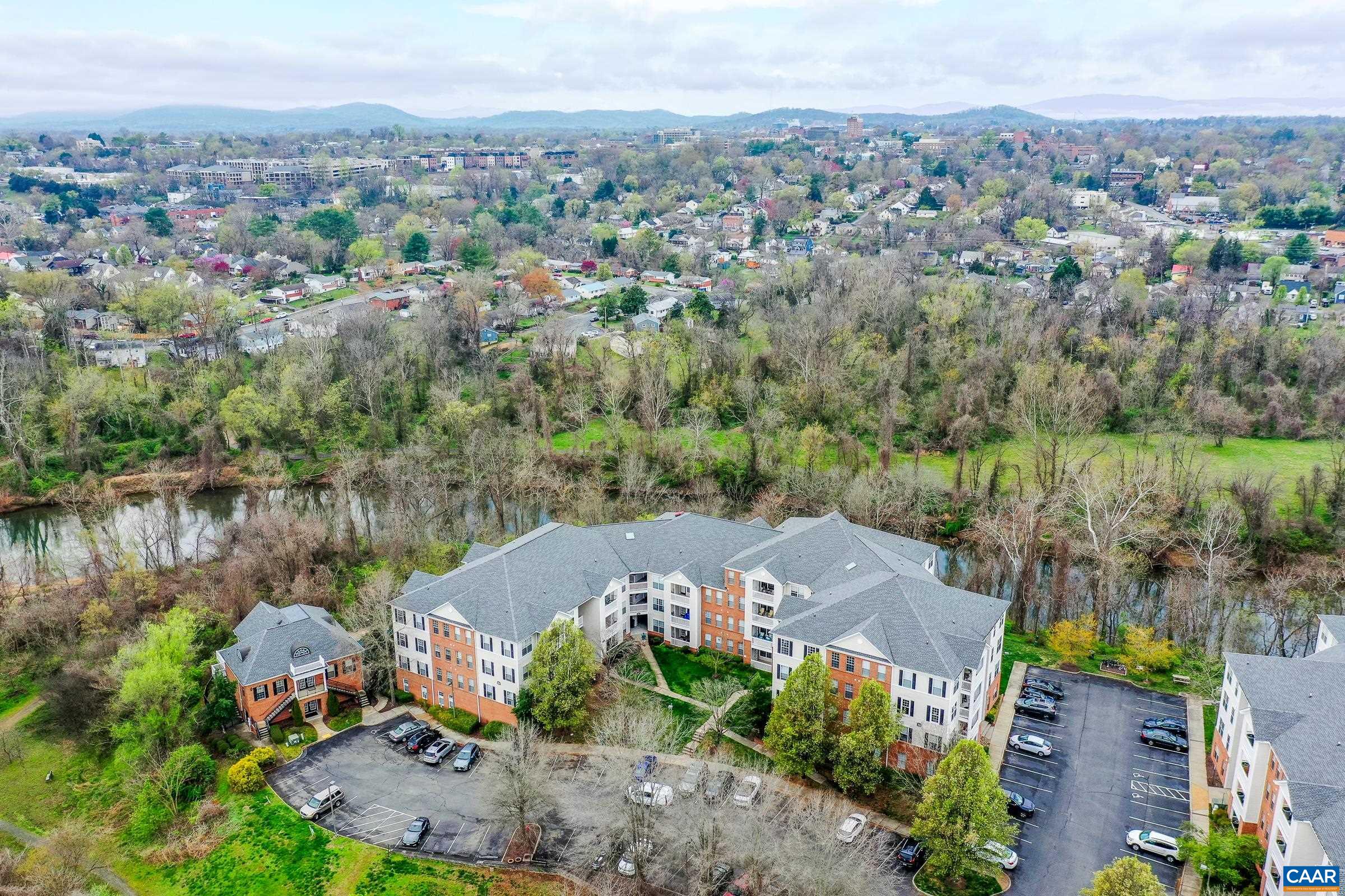 310 RIVERBEND DR Unit: 2C