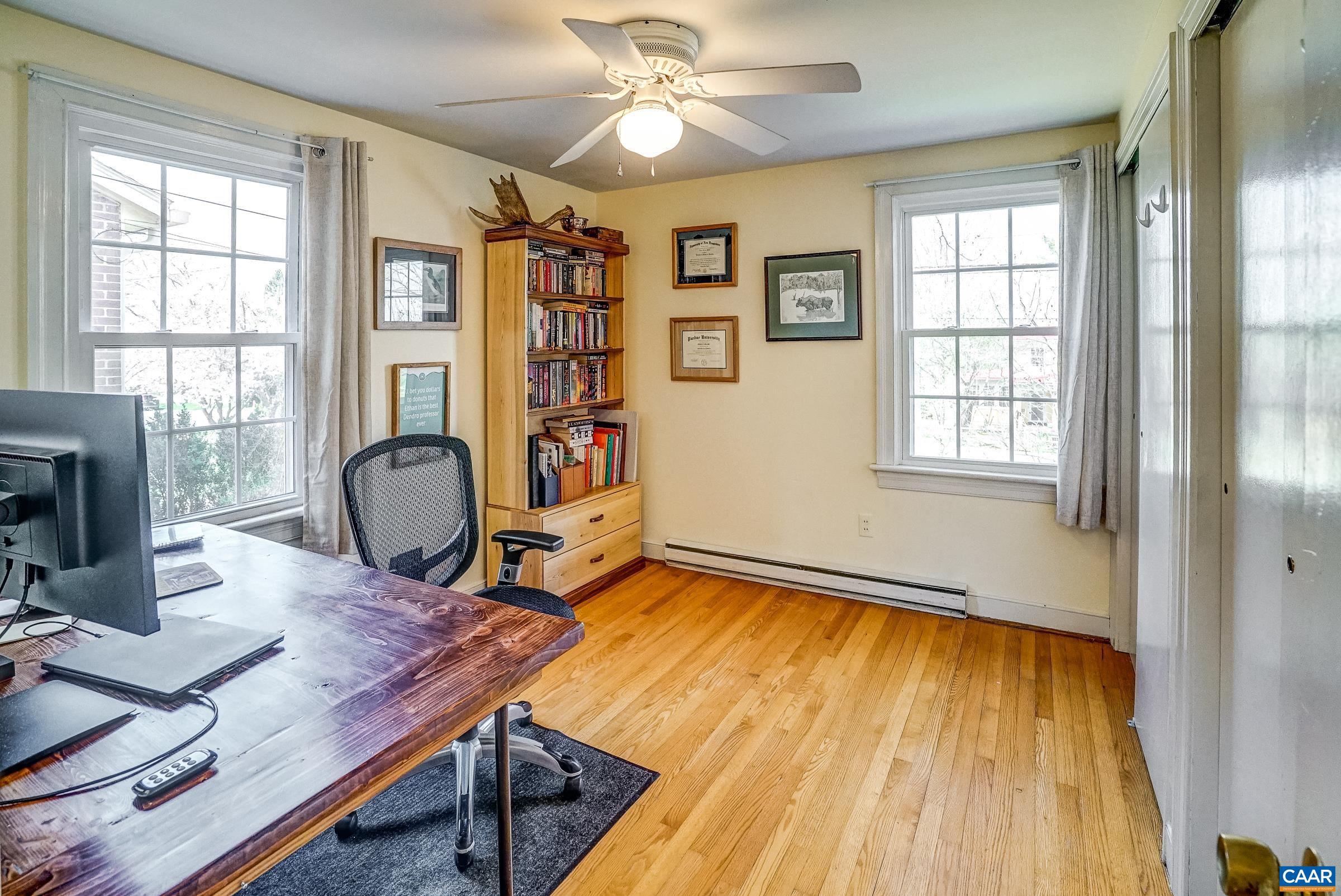 1040 LOCUST AVE Unit: A&B