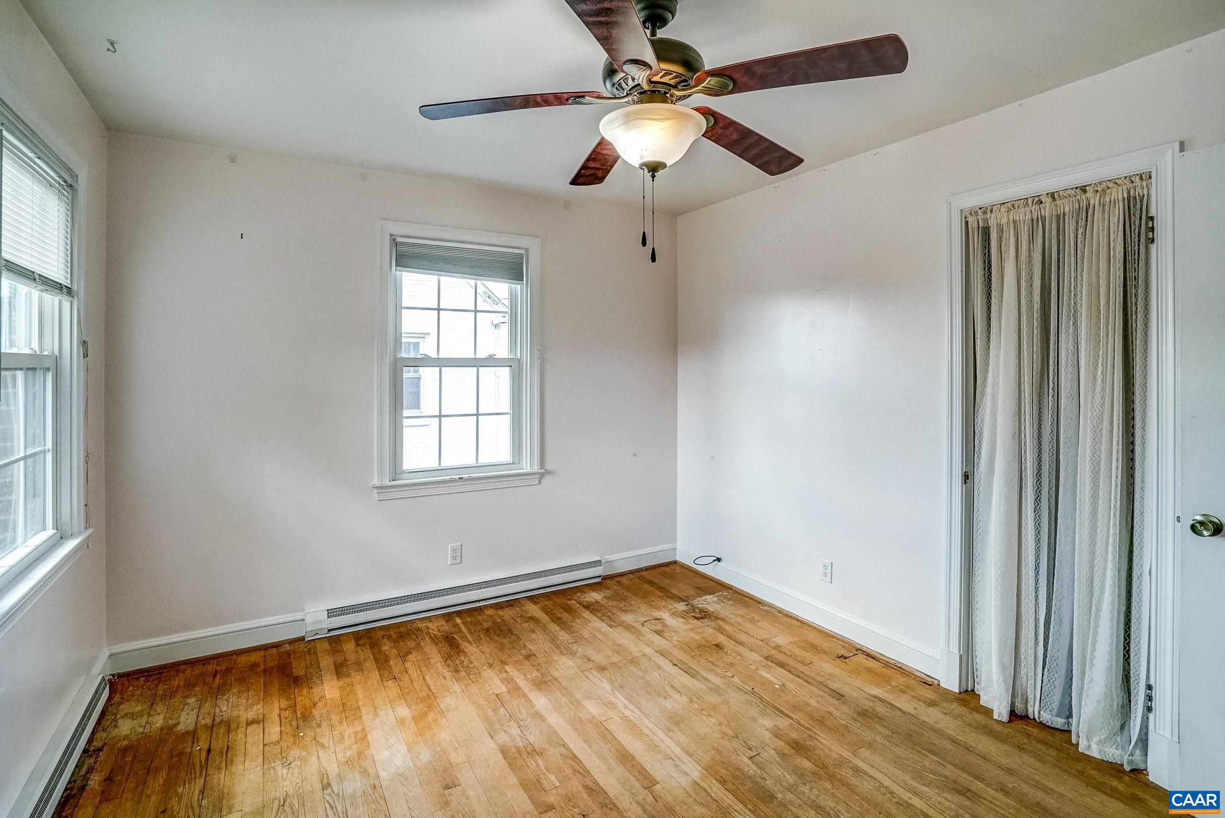 1038 LOCUST AVE Unit: A&B