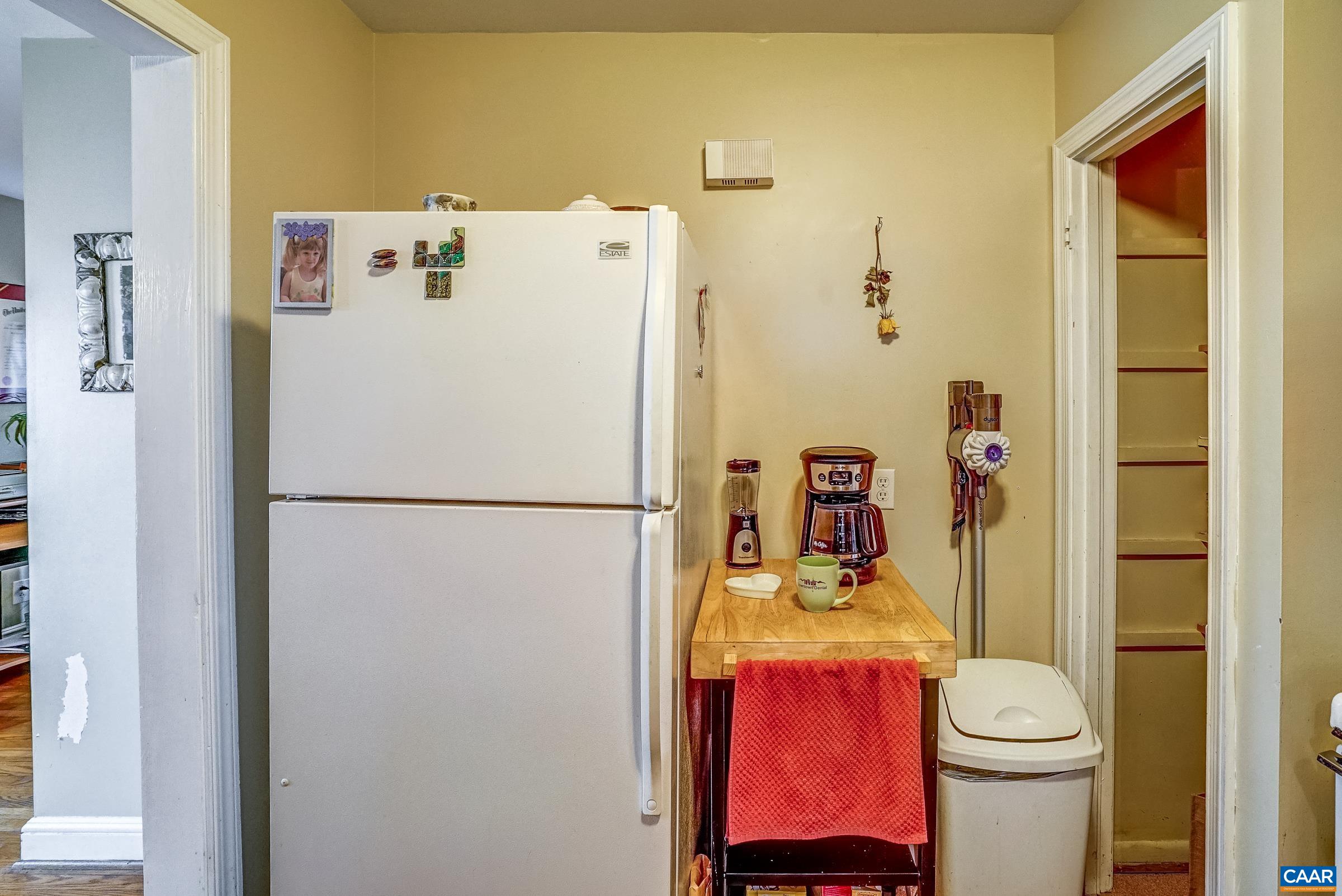 1038 LOCUST AVE Unit: A&B