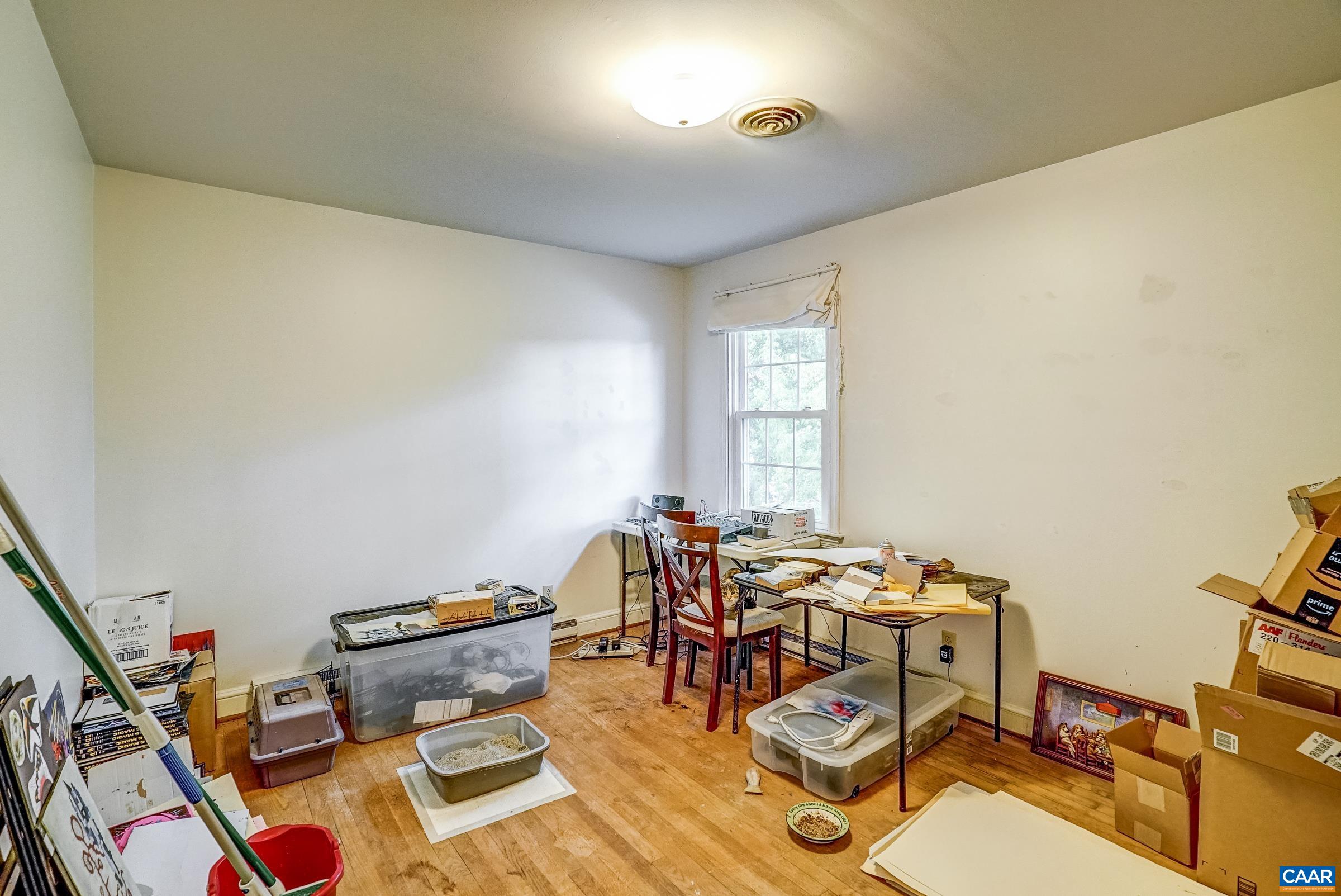 1038 LOCUST AVE Unit: A&B