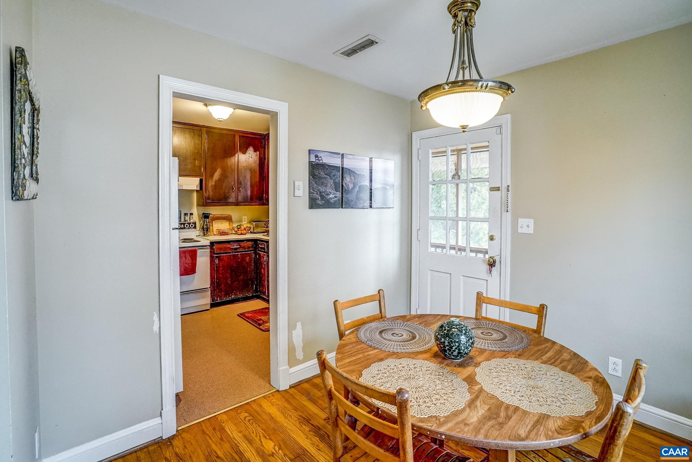 1038 LOCUST AVE Unit: A&B