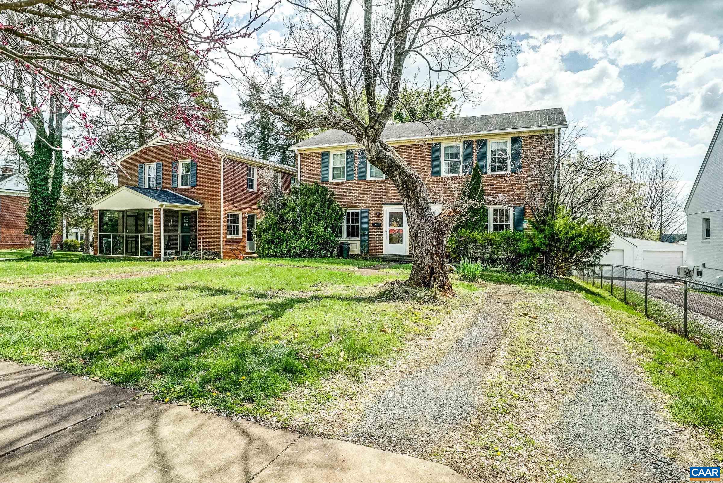 1038 LOCUST AVE Unit: A&B