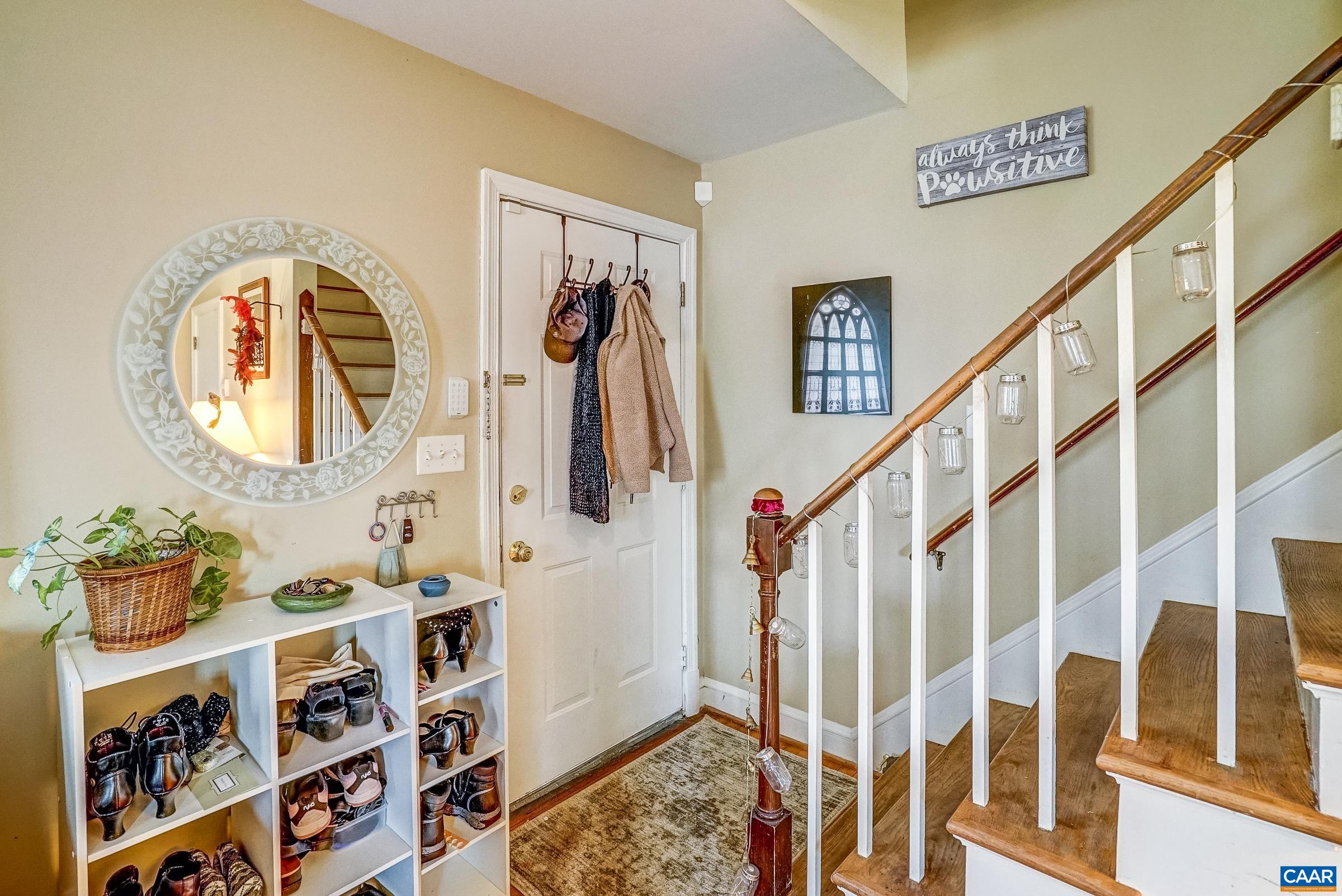 1038 LOCUST AVE Unit: A&B