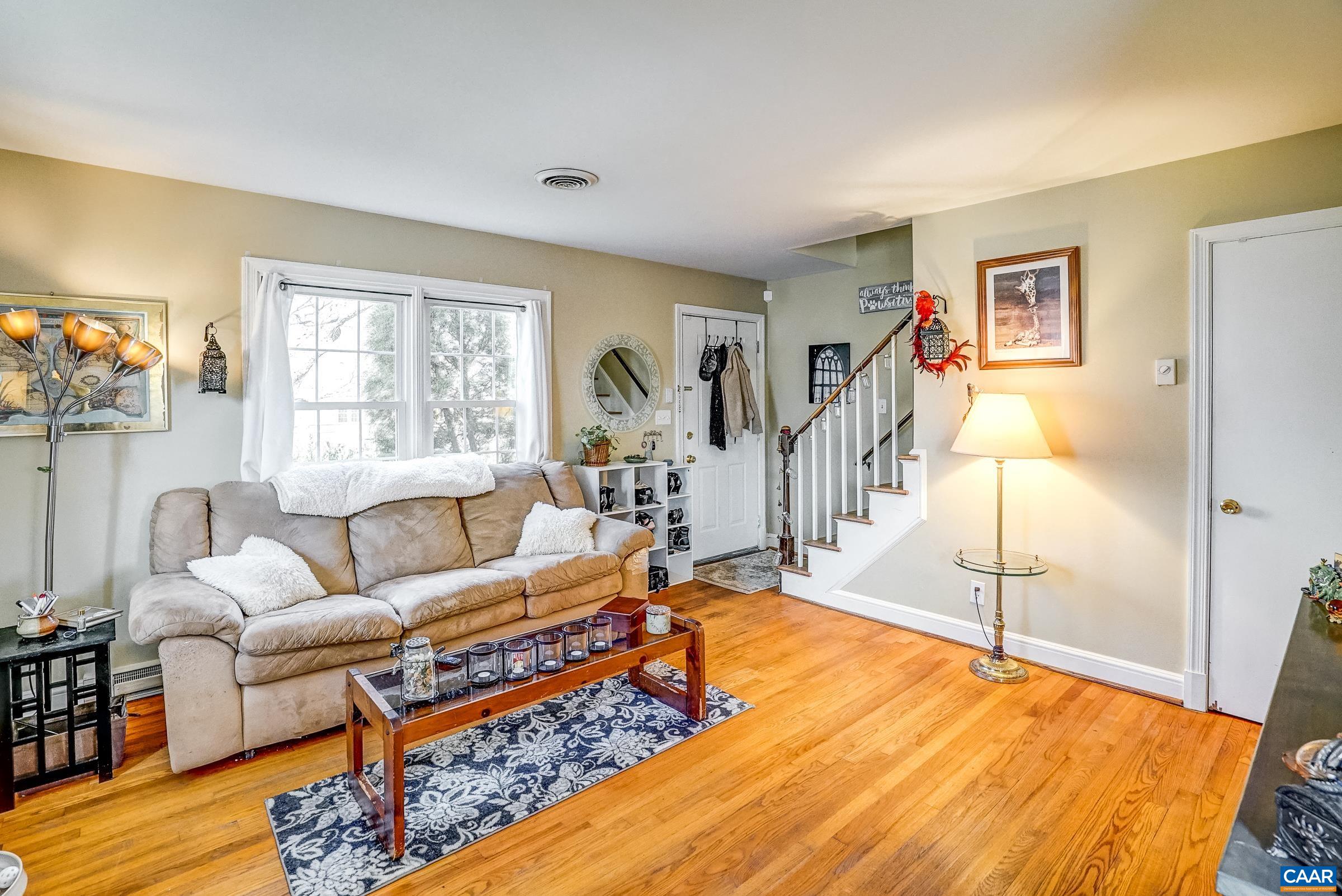 1038 LOCUST AVE Unit: A&B