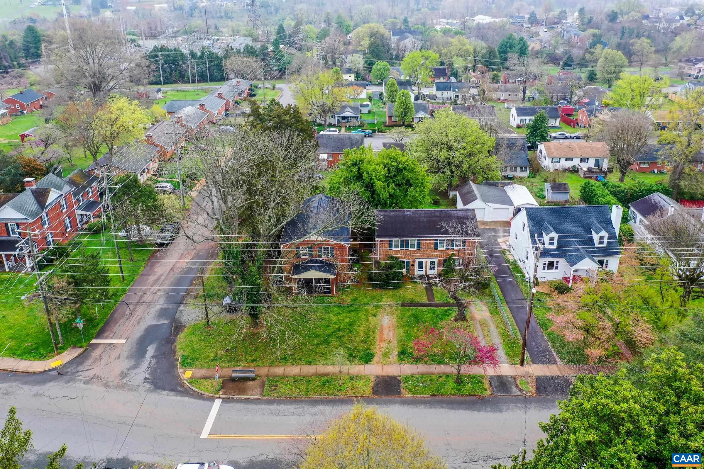 1038 LOCUST AVE Unit: A&B