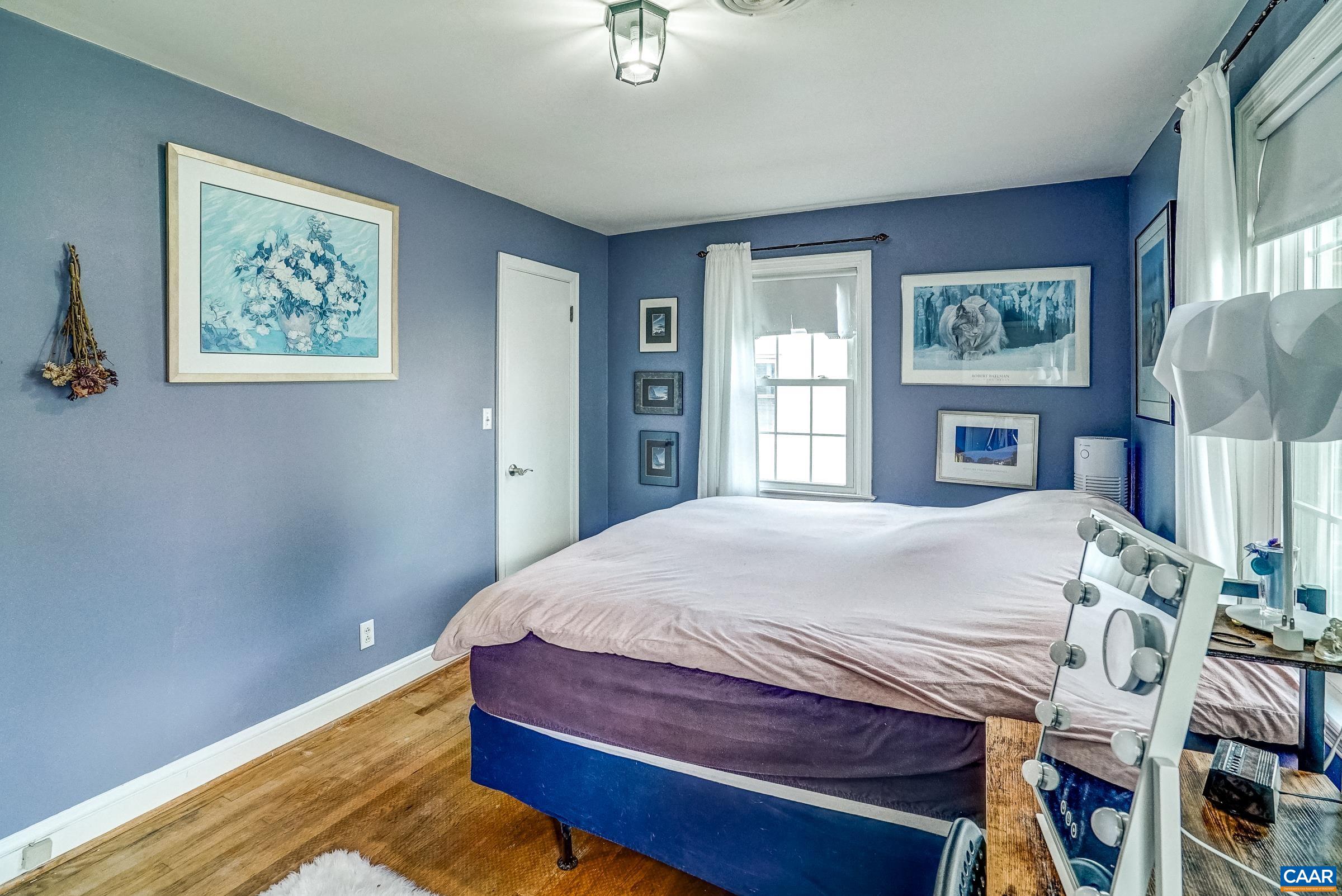 1038 LOCUST AVE Unit: A&B