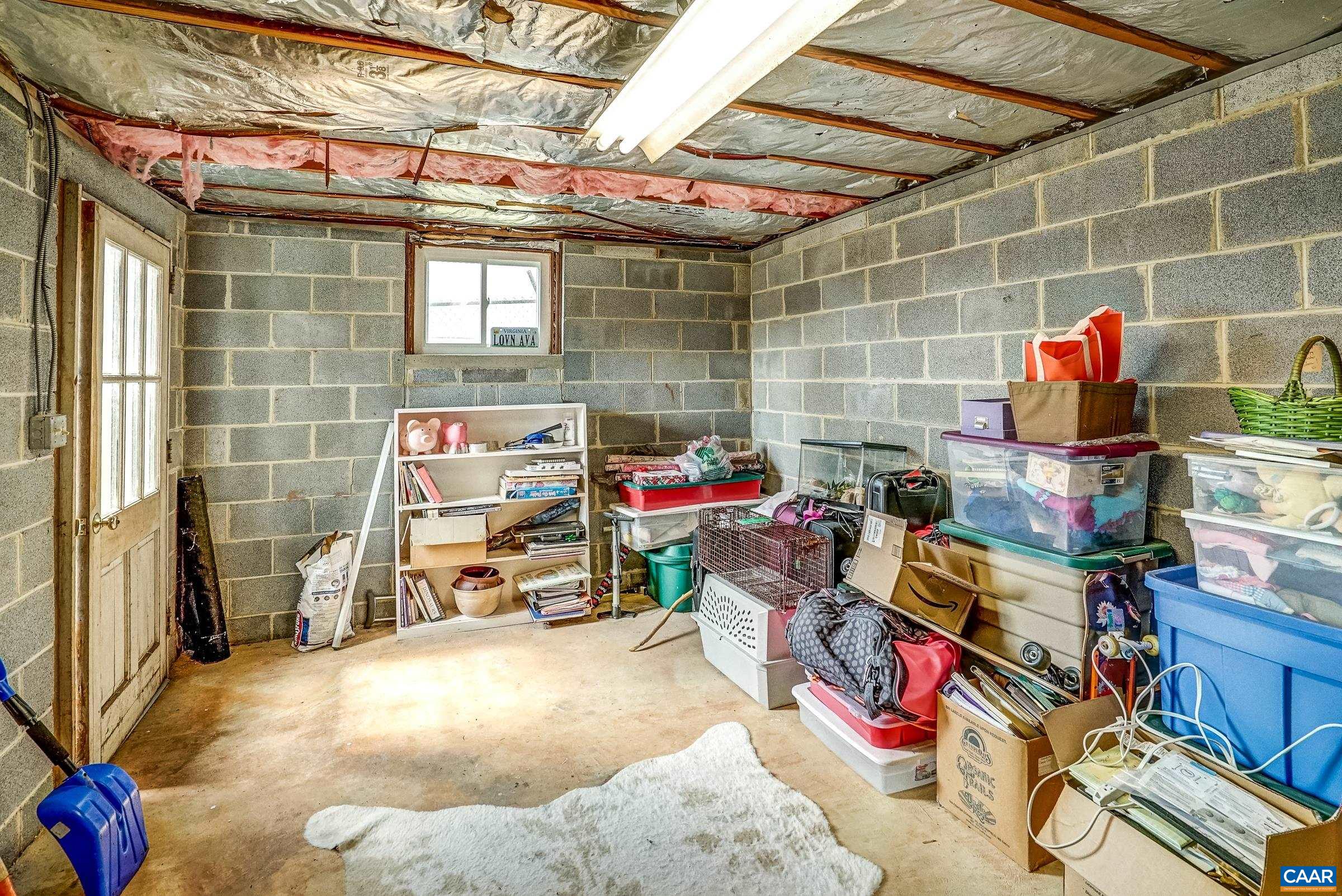 1038 LOCUST AVE Unit: A&B