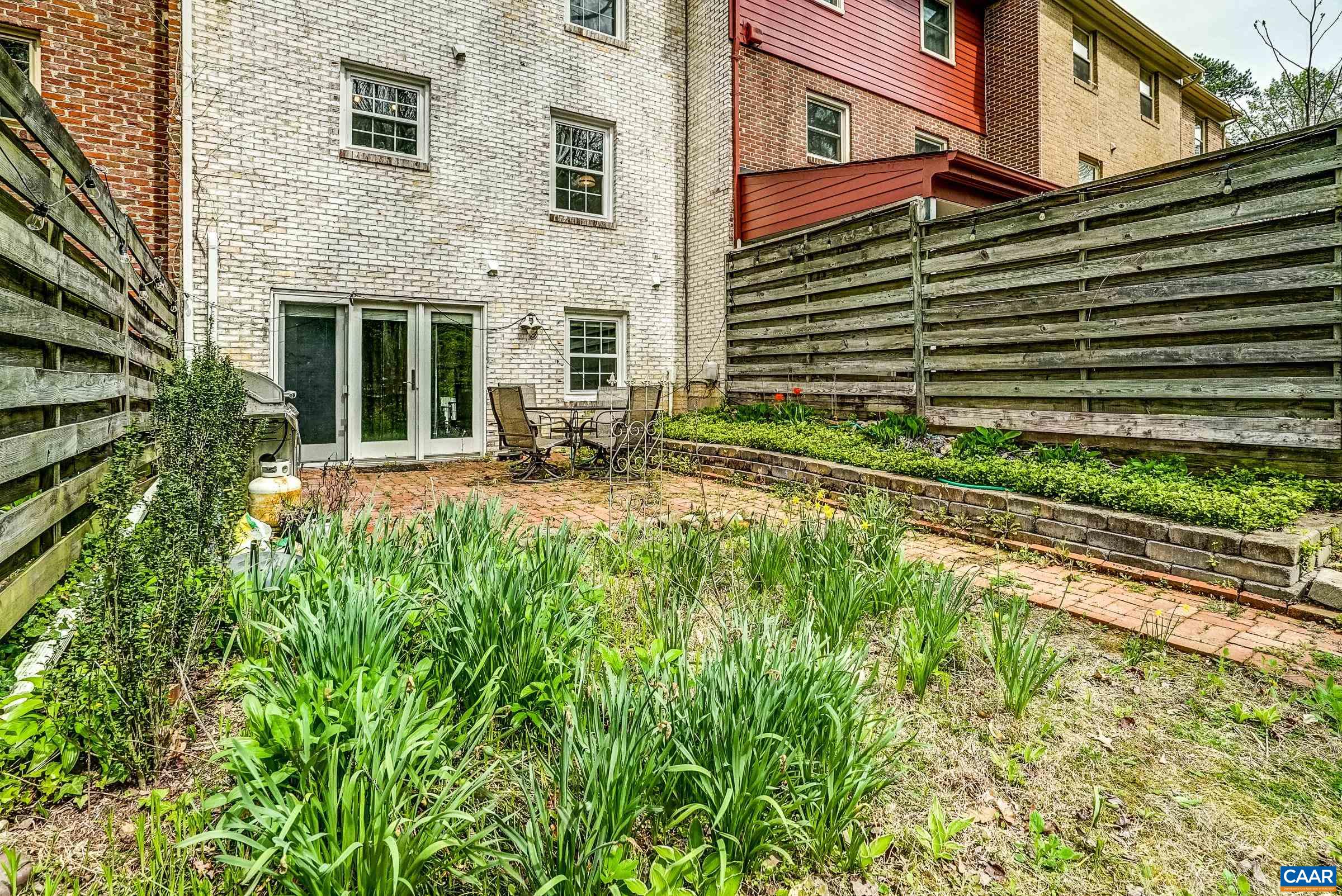 143 GEORGETOWN GREEN