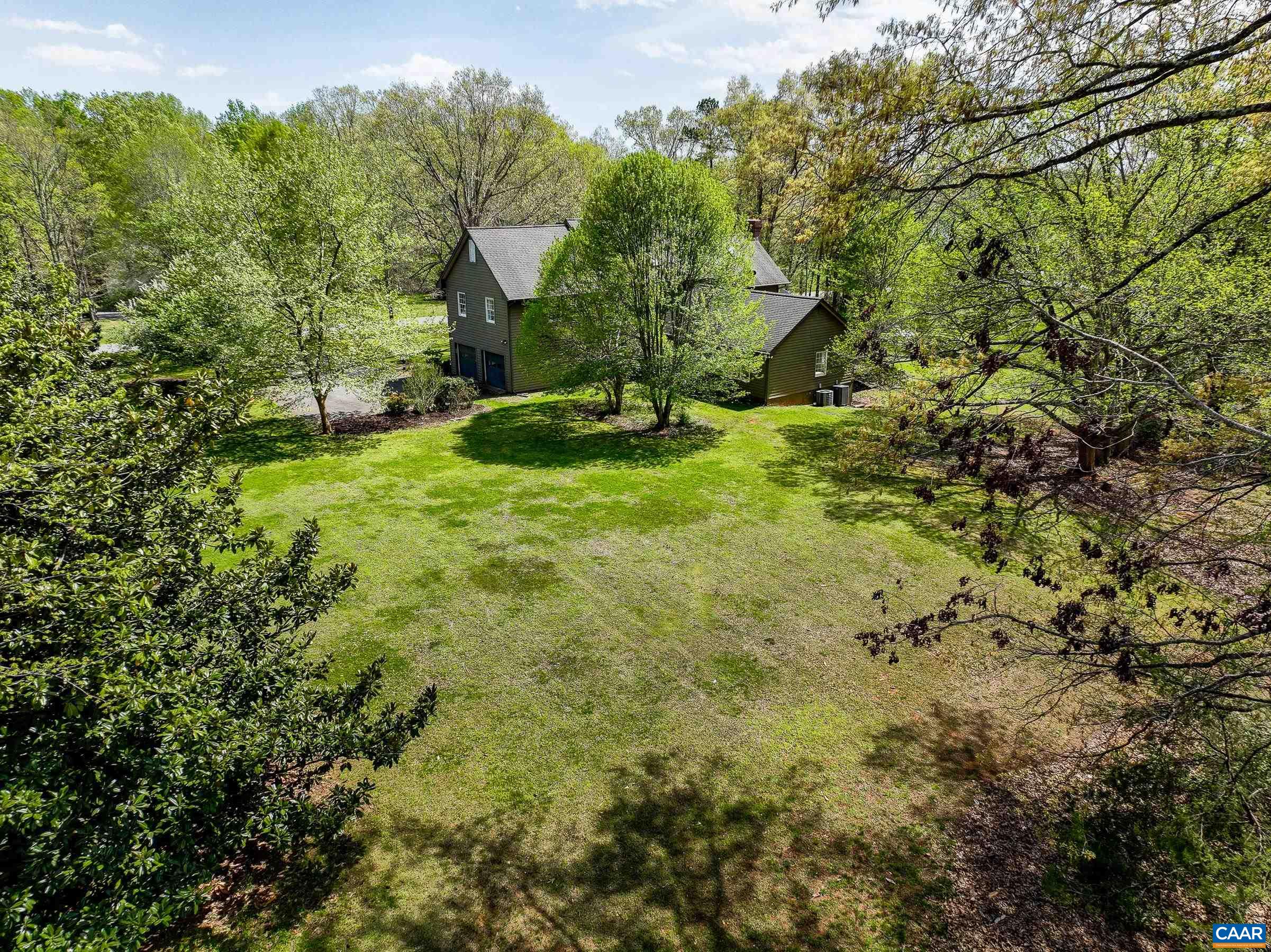 5210 TANAGER WOODS DR
