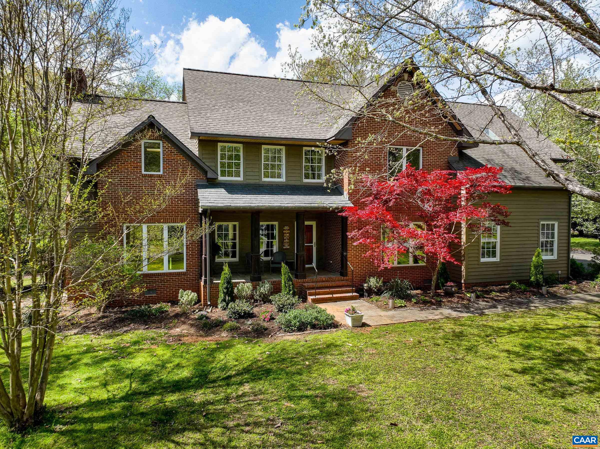 5210 TANAGER WOODS DR