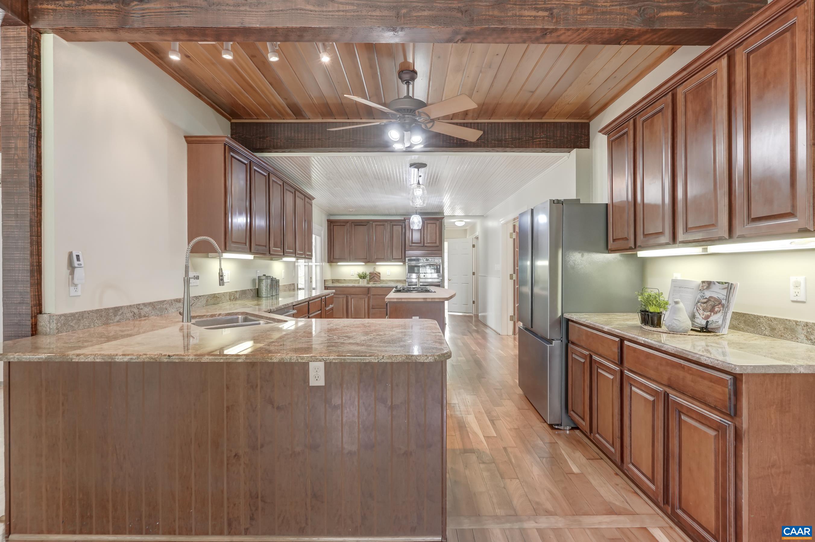 5210 TANAGER WOODS DR