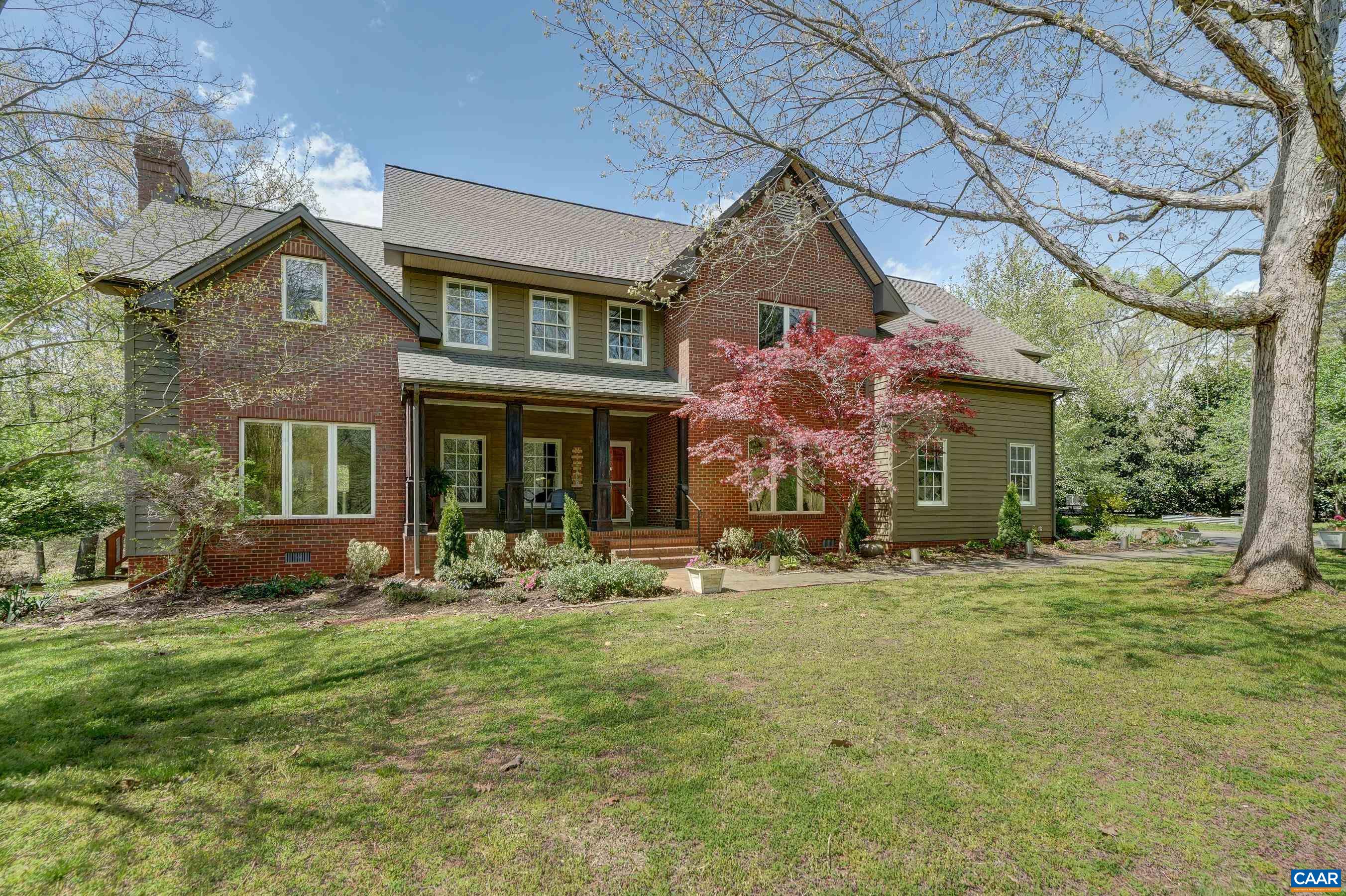 5210 TANAGER WOODS DR