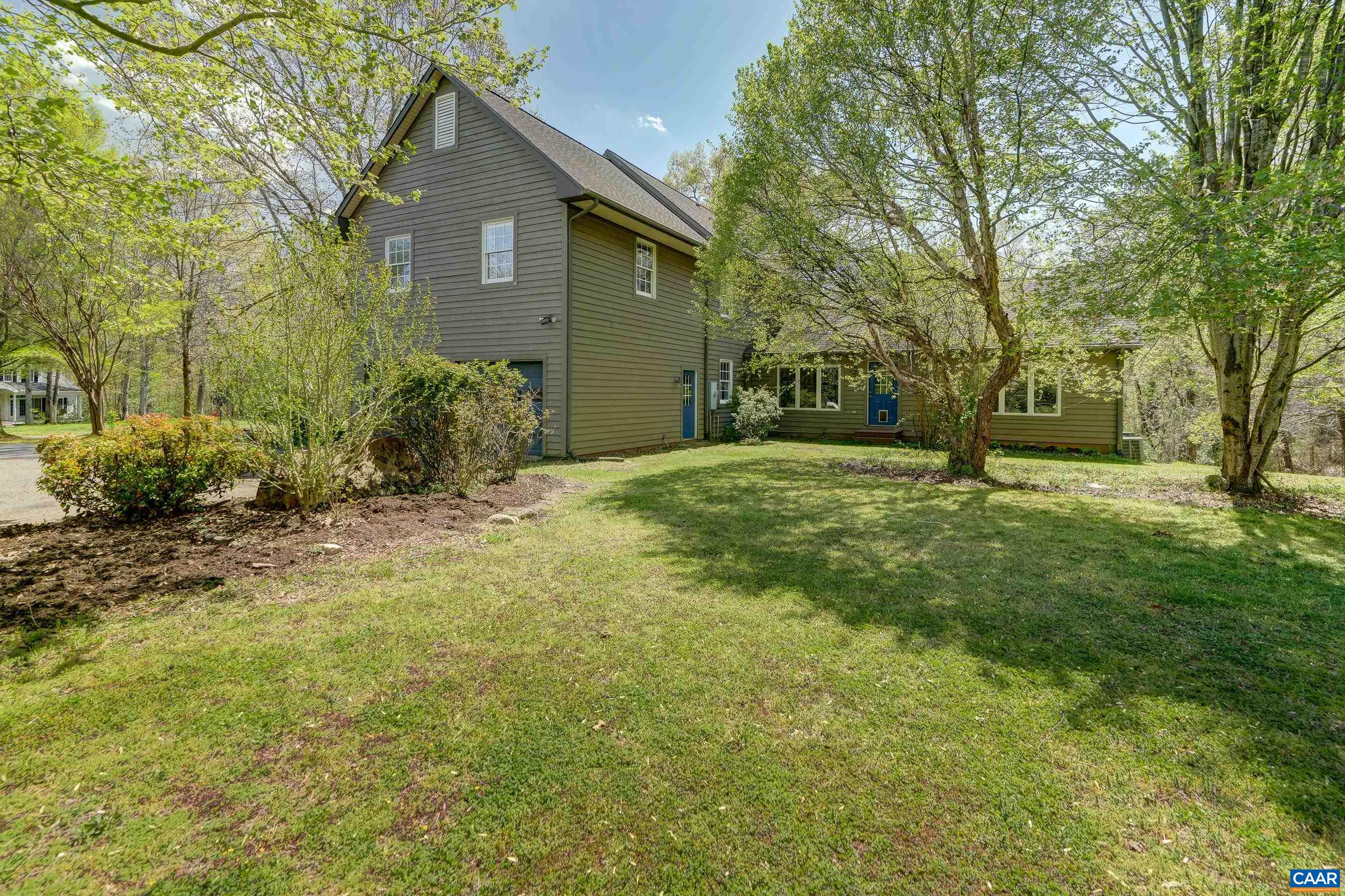 5210 TANAGER WOODS DR