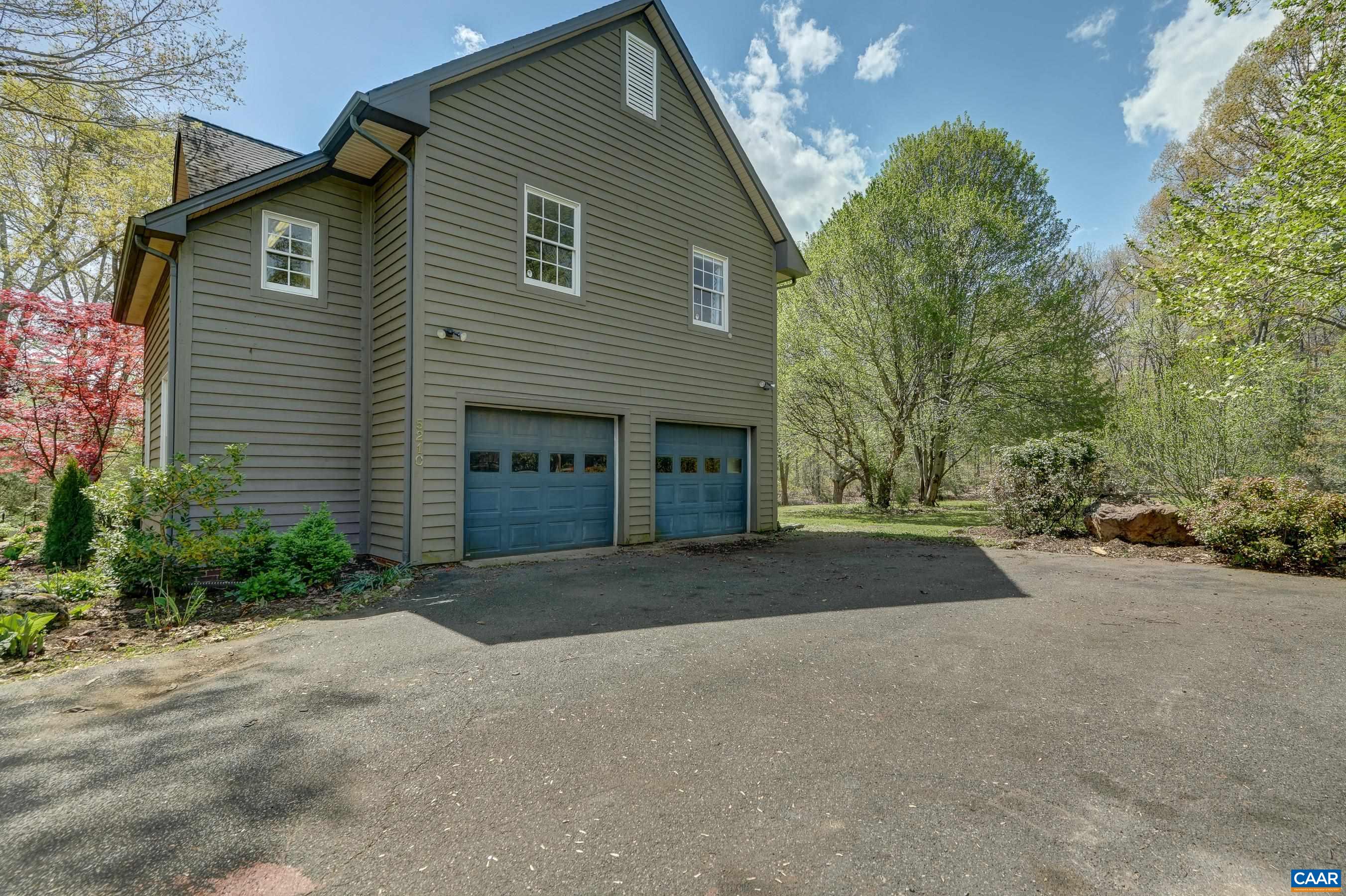 5210 TANAGER WOODS DR