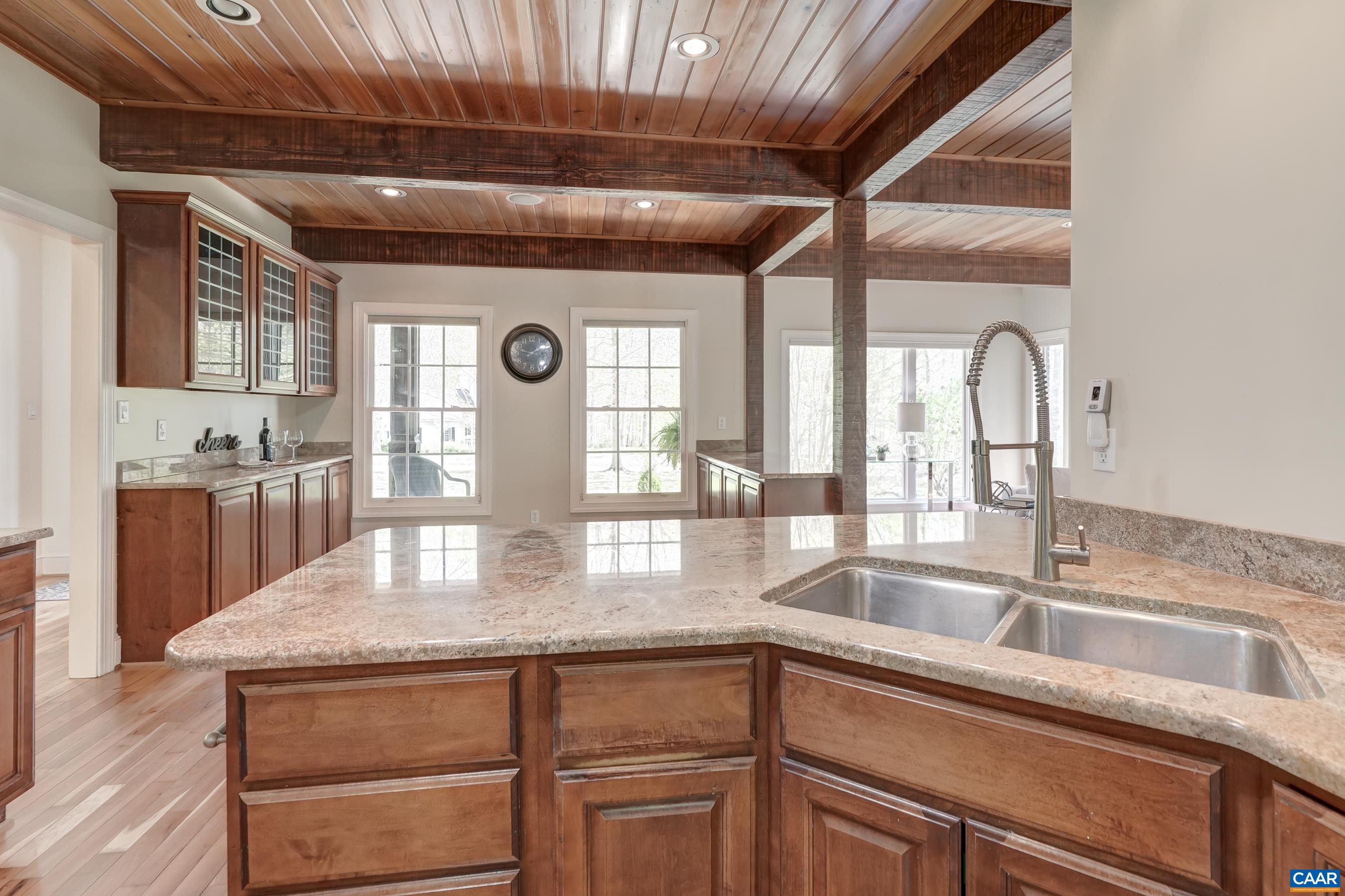 5210 TANAGER WOODS DR