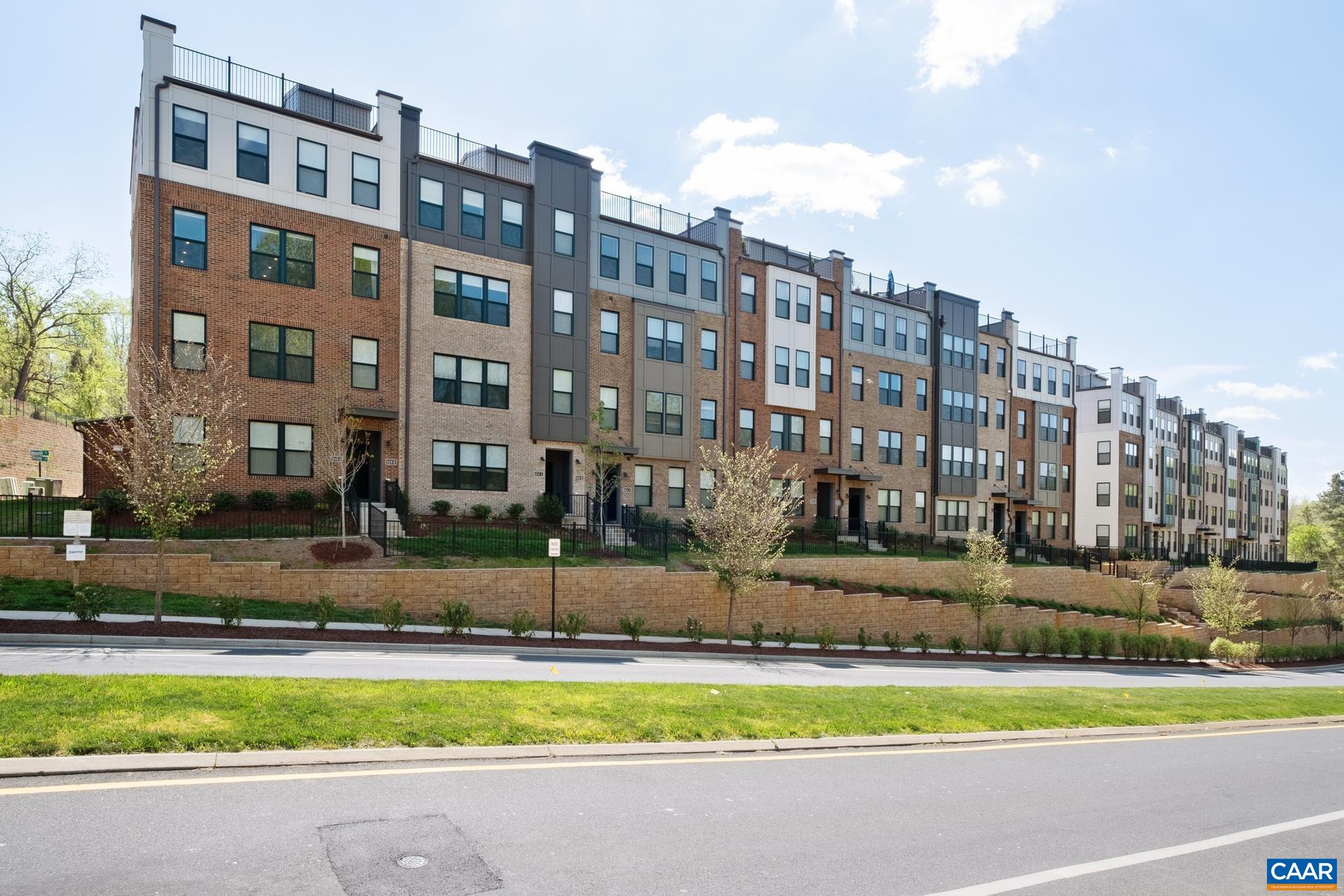 656 NOUSH CT Unit: A