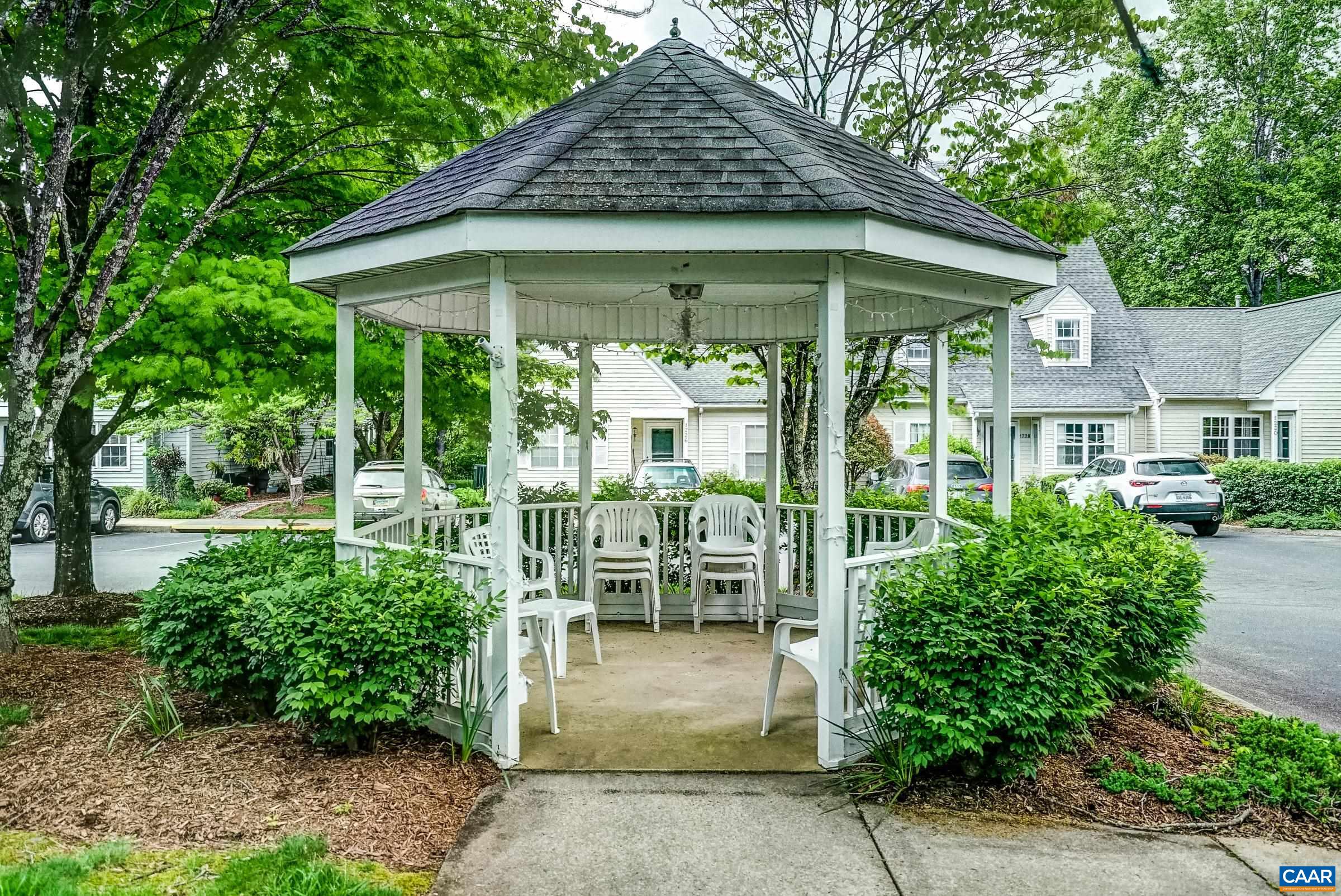 1246 GAZEBO CT