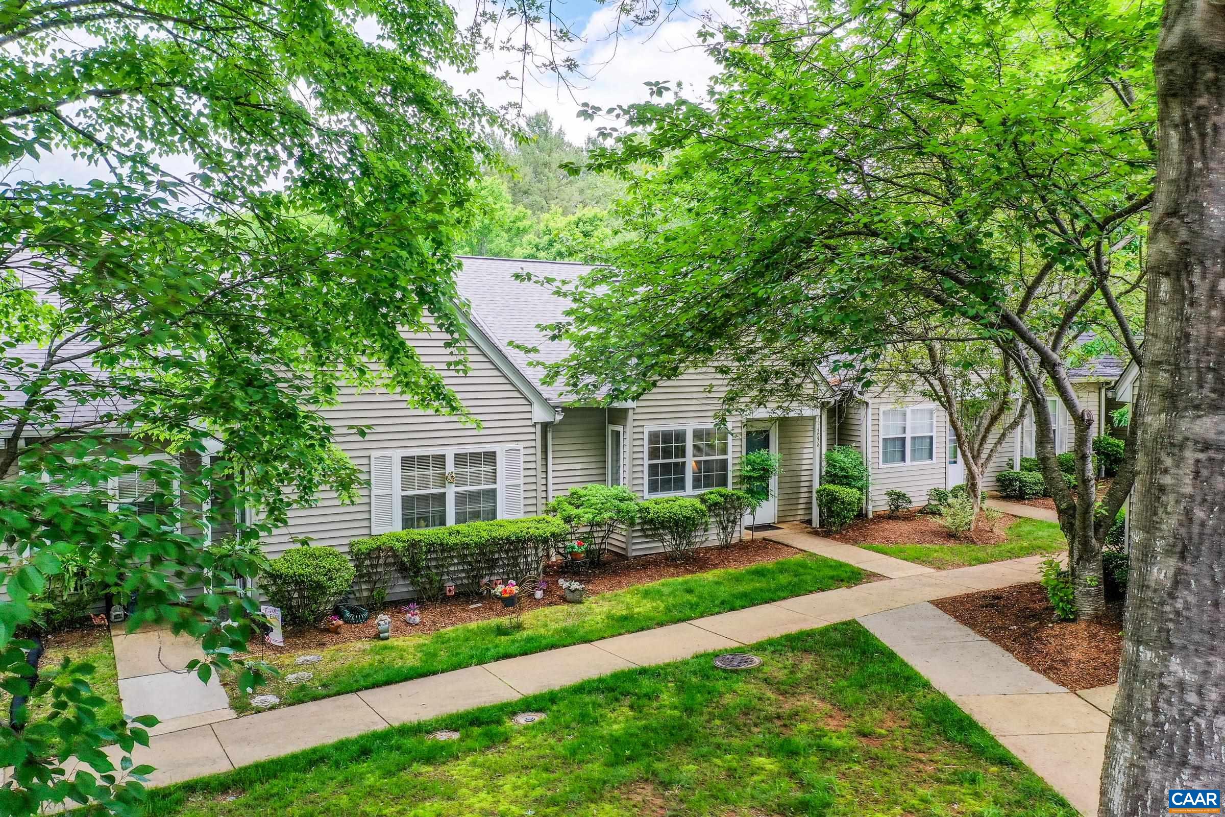 1246 GAZEBO CT