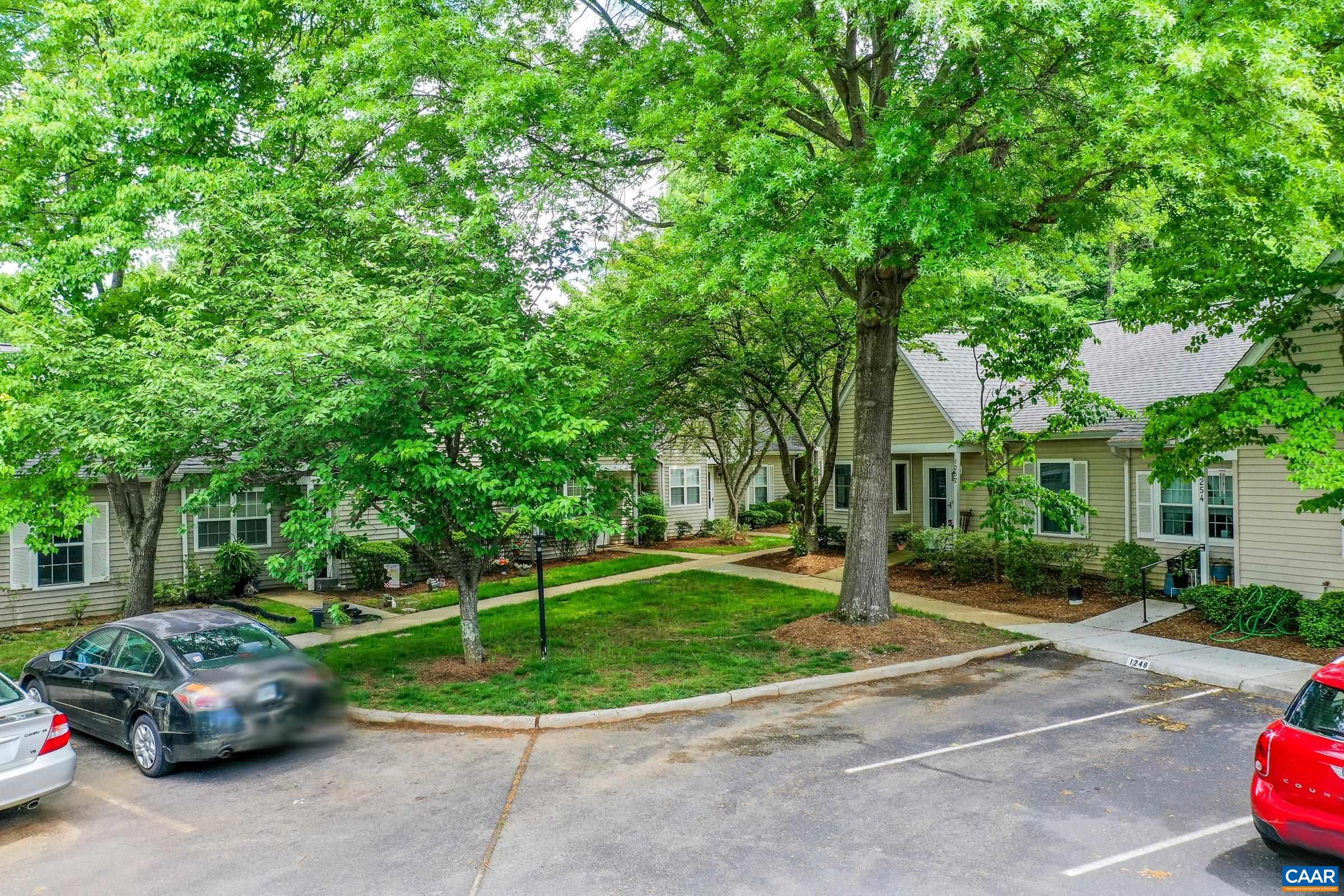 1246 GAZEBO CT