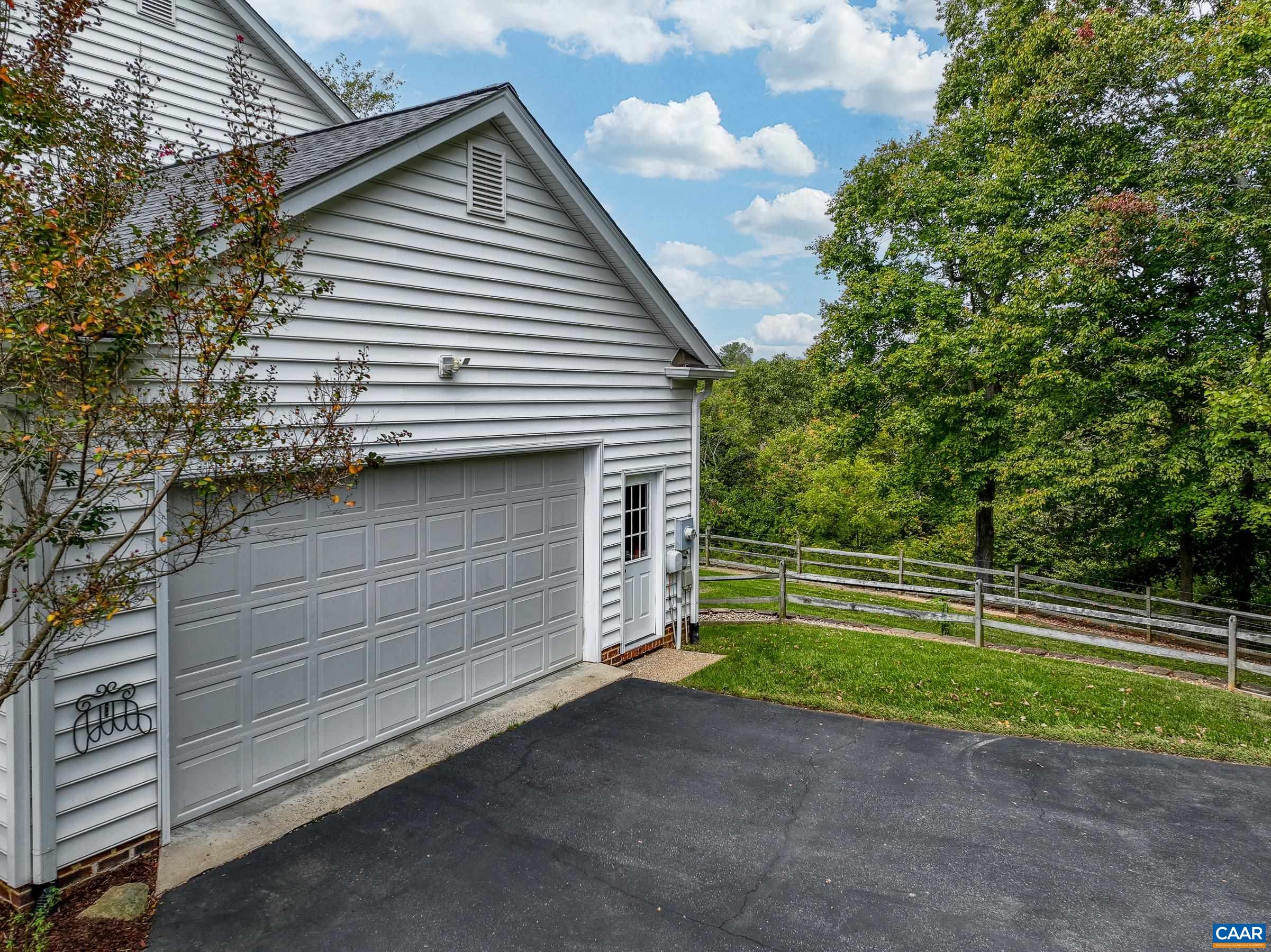 1521 STILL MEADOW CV