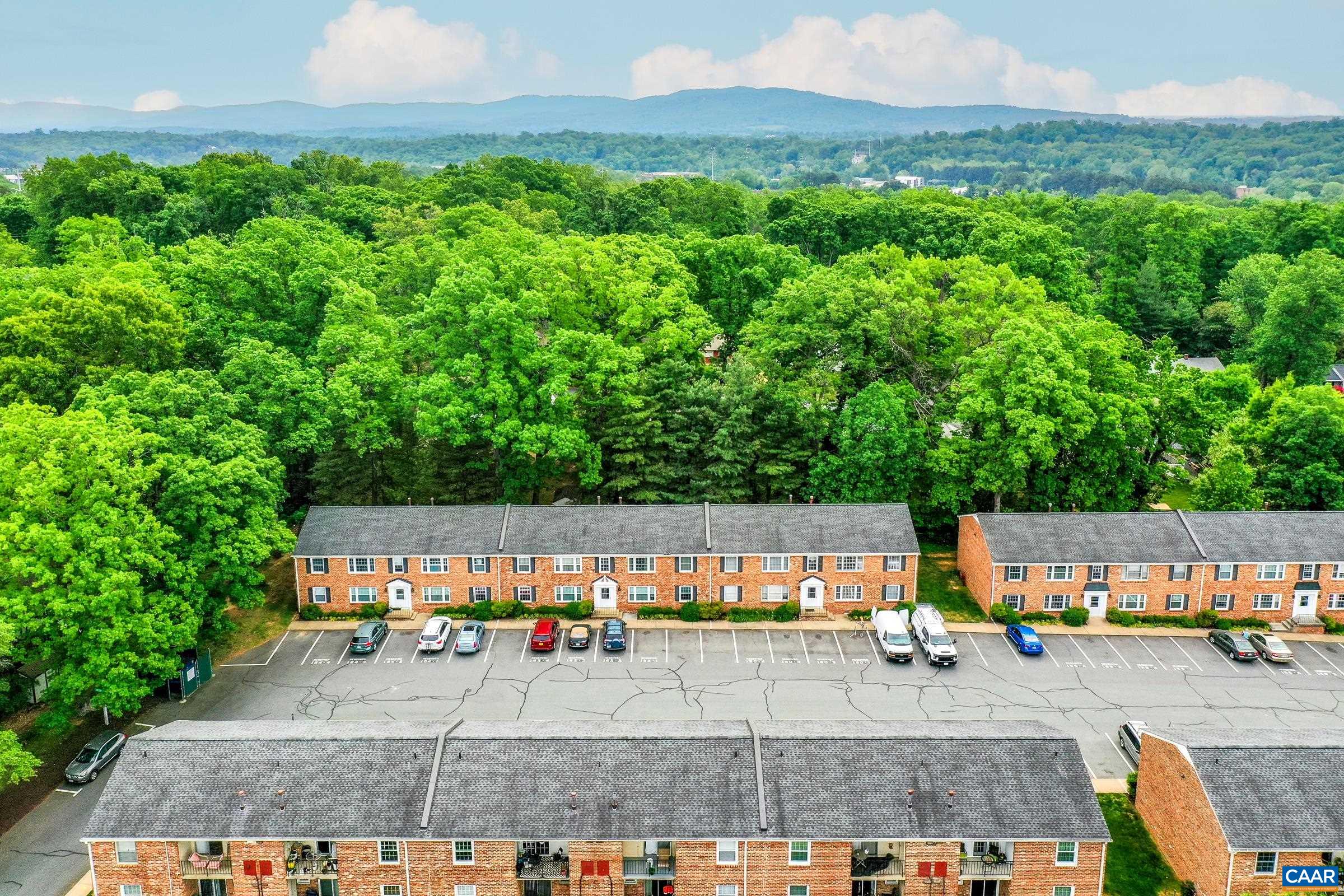 164 HESSIAN HILLS WAY Unit: 4