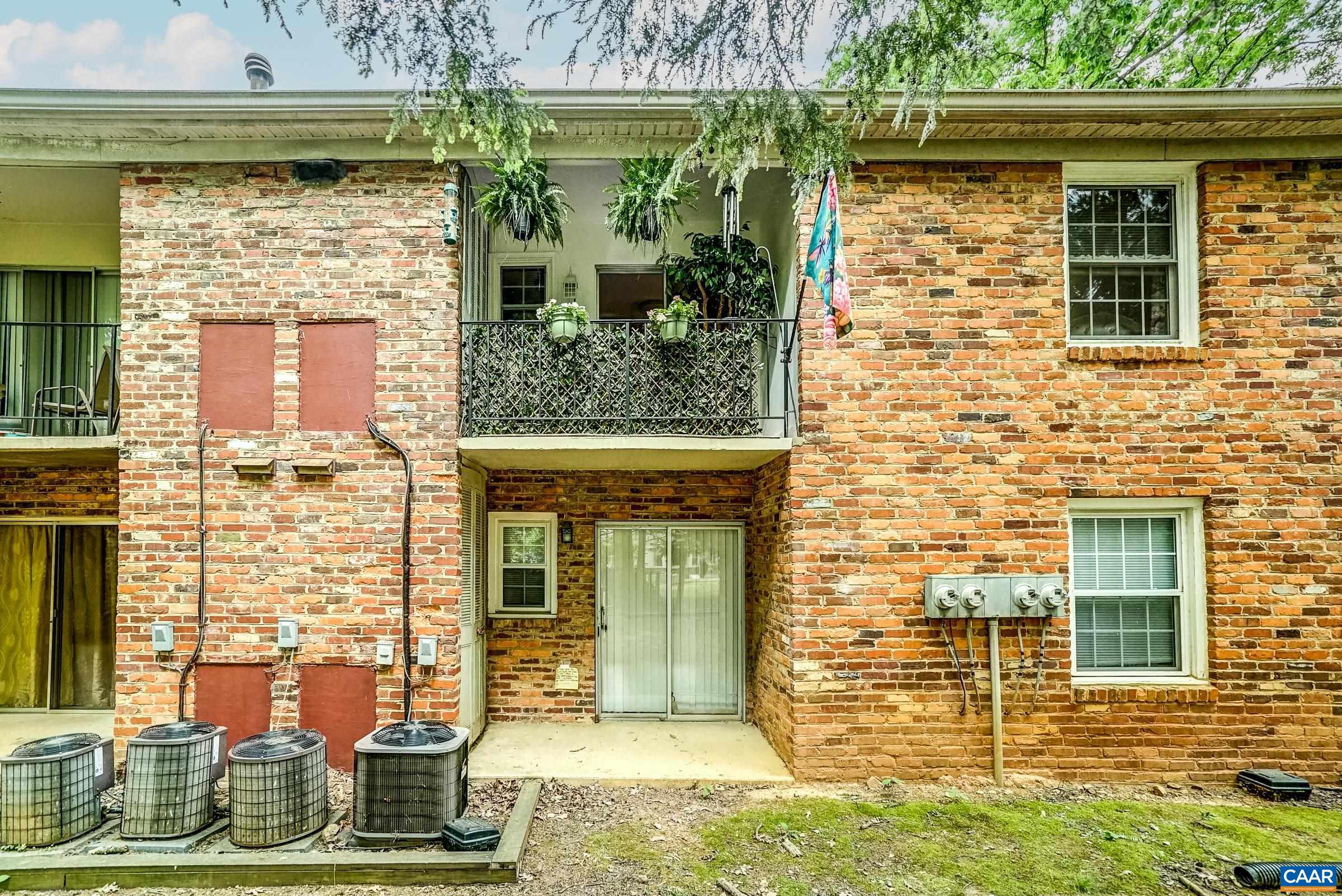 164 HESSIAN HILLS WAY Unit: 4