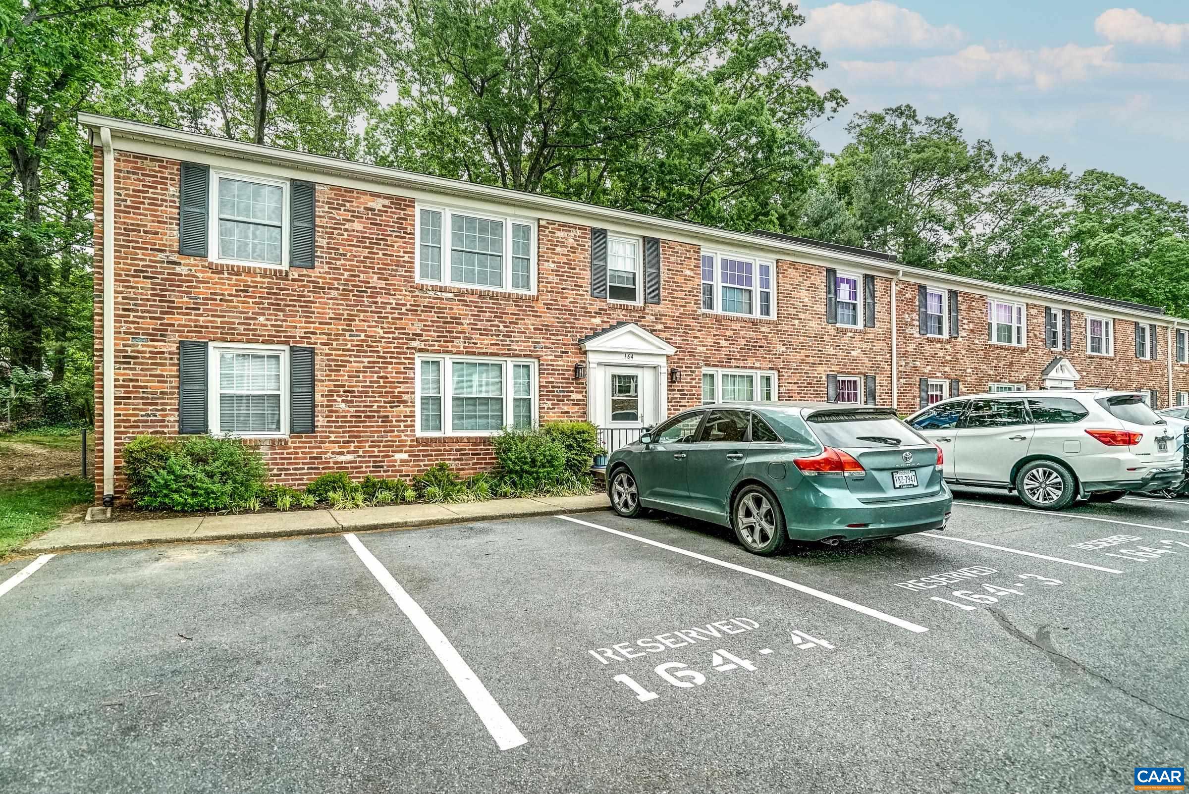 164 HESSIAN HILLS WAY Unit: 4